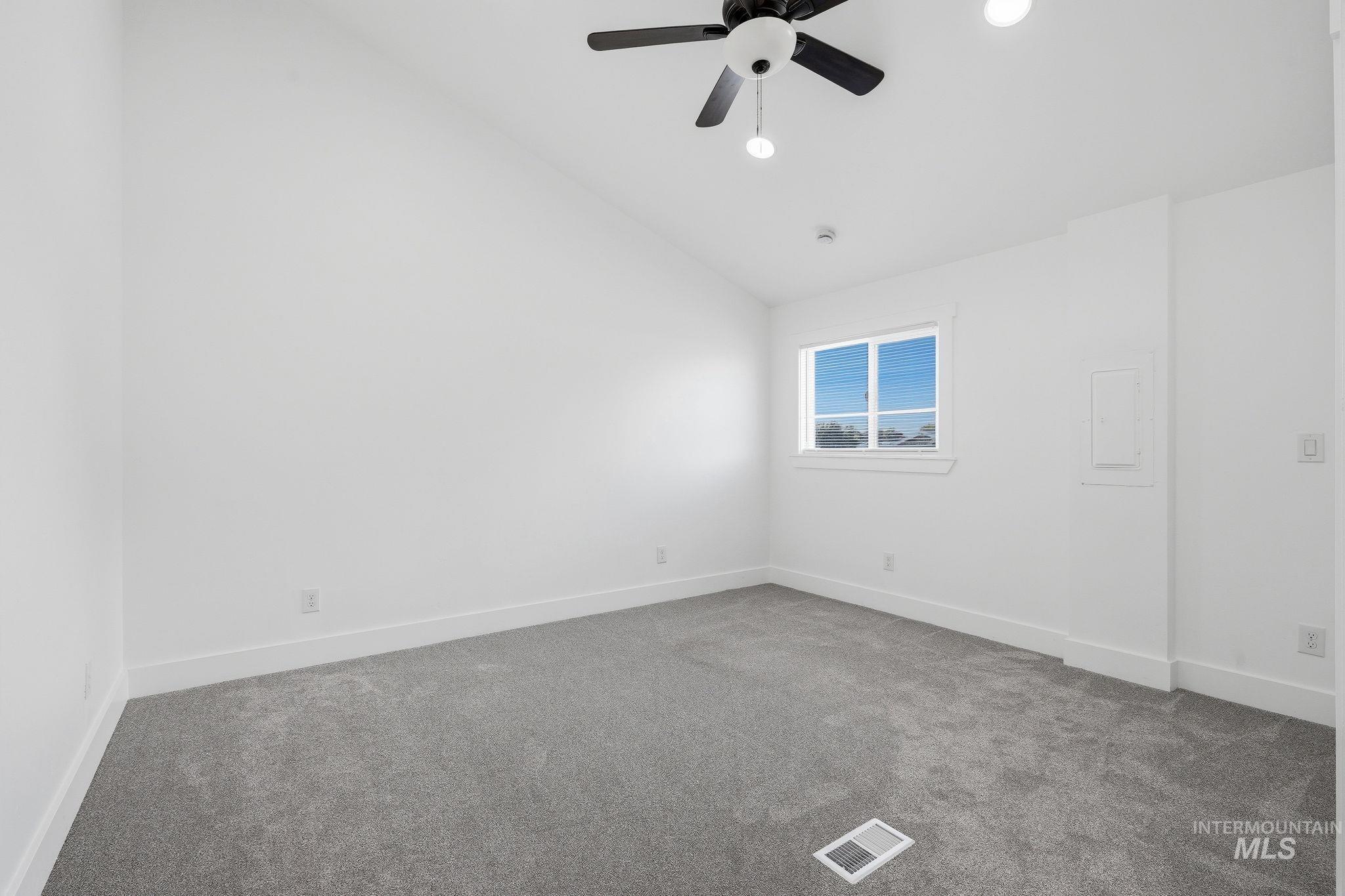 8255 Blue Ridge Property Photo 14
