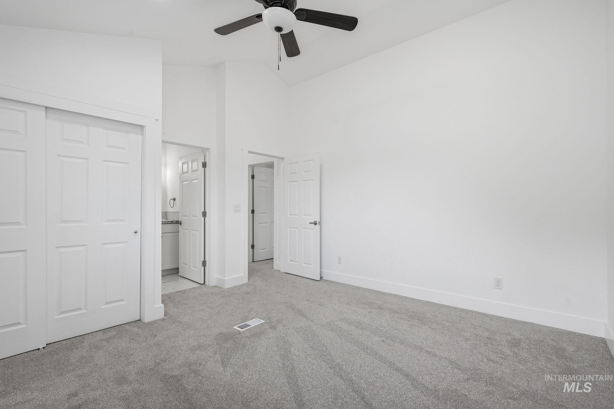 8255 Blue Ridge Property Photo 16