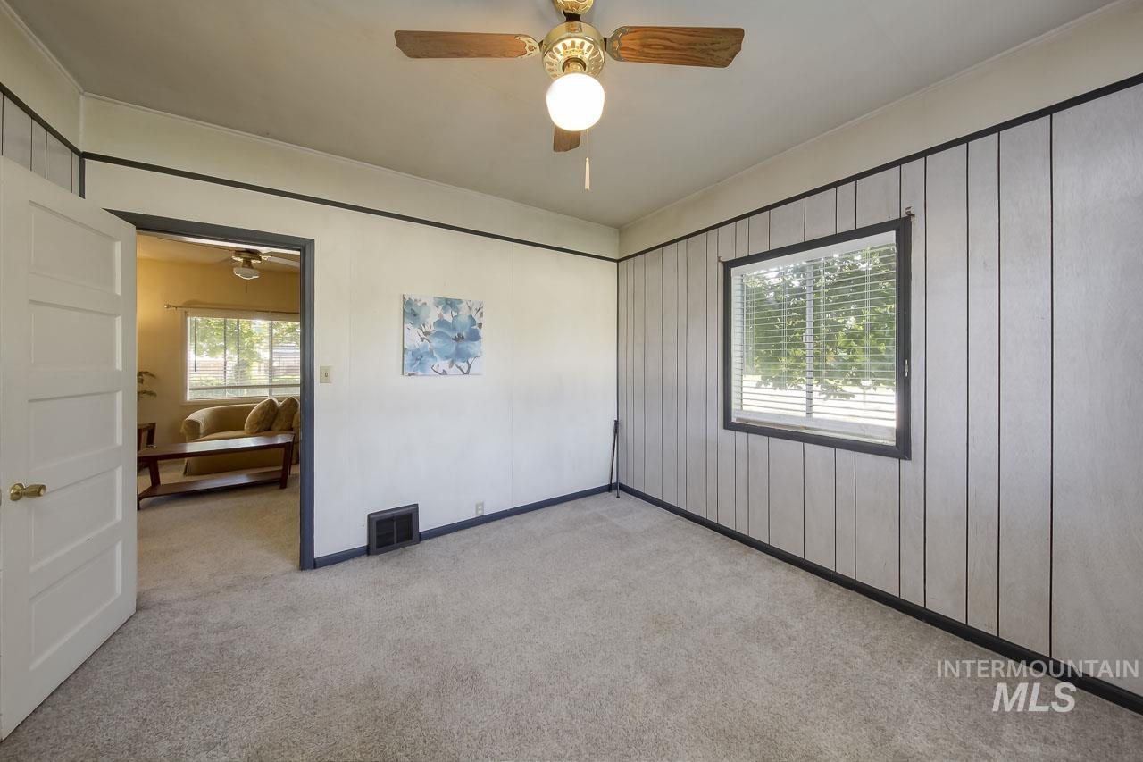 1104 Lone Star Rd Property Photo 11