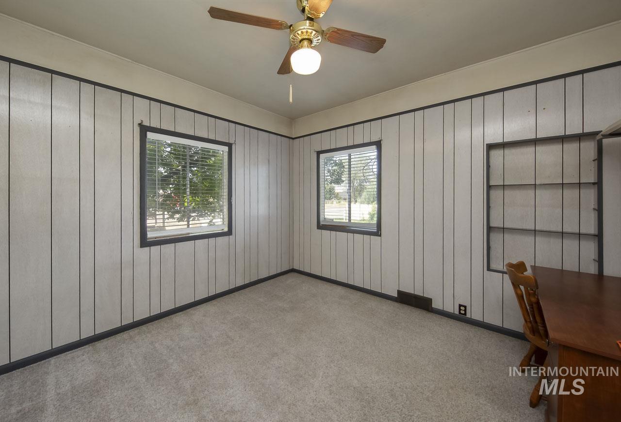 1104 Lone Star Rd Property Photo 12