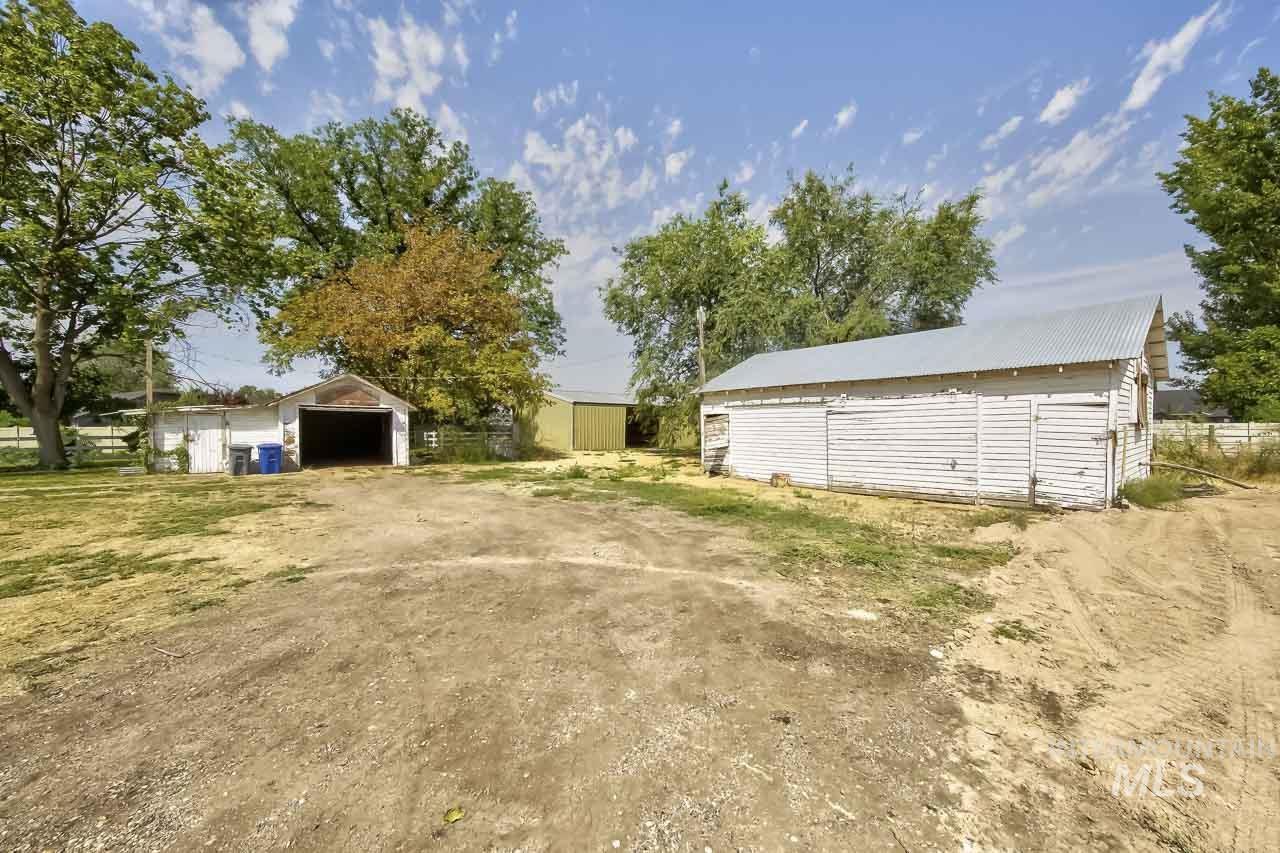 1104 Lone Star Rd Property Photo 41