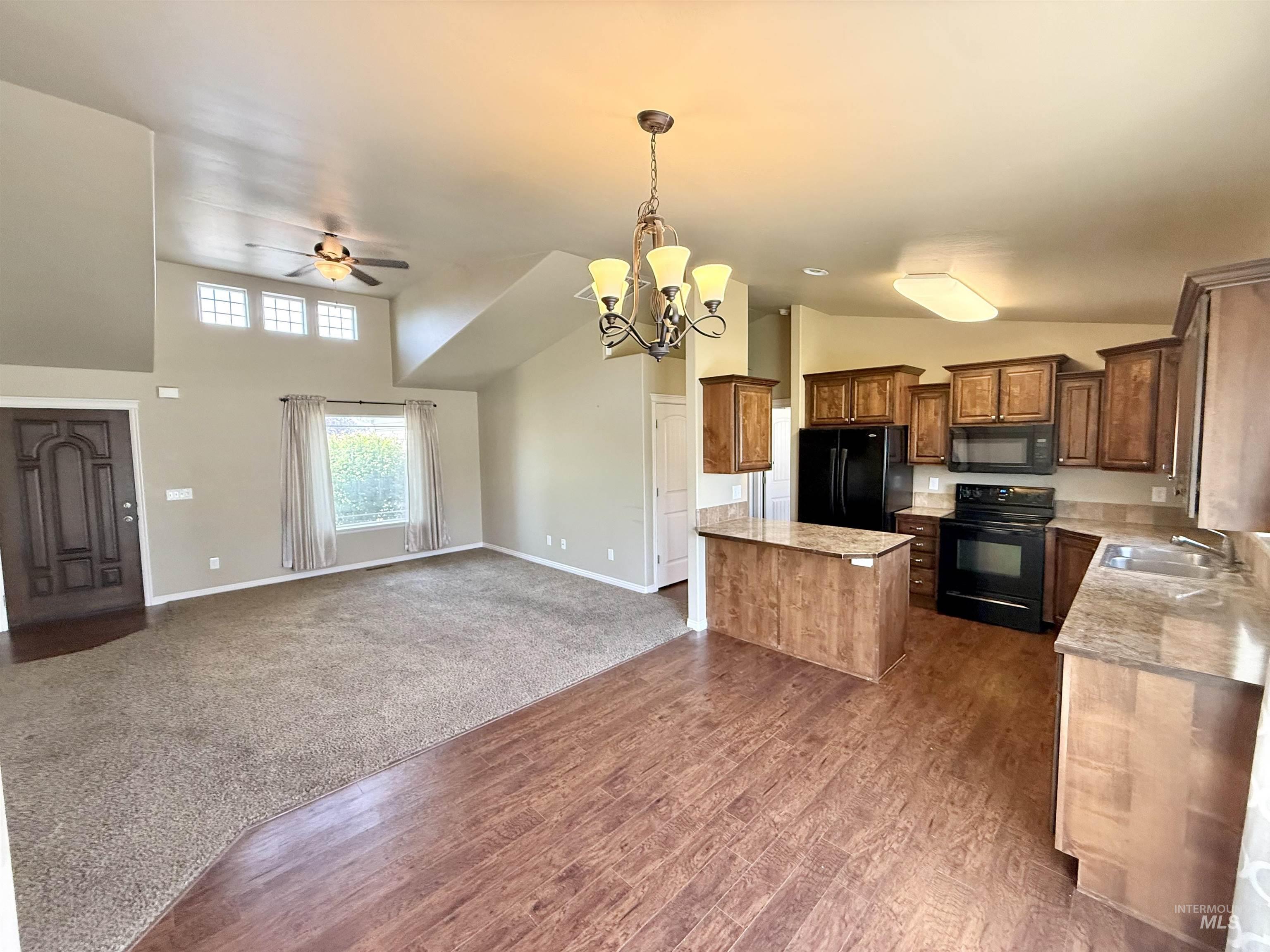 2619 Yukon Trail Property Photo 6