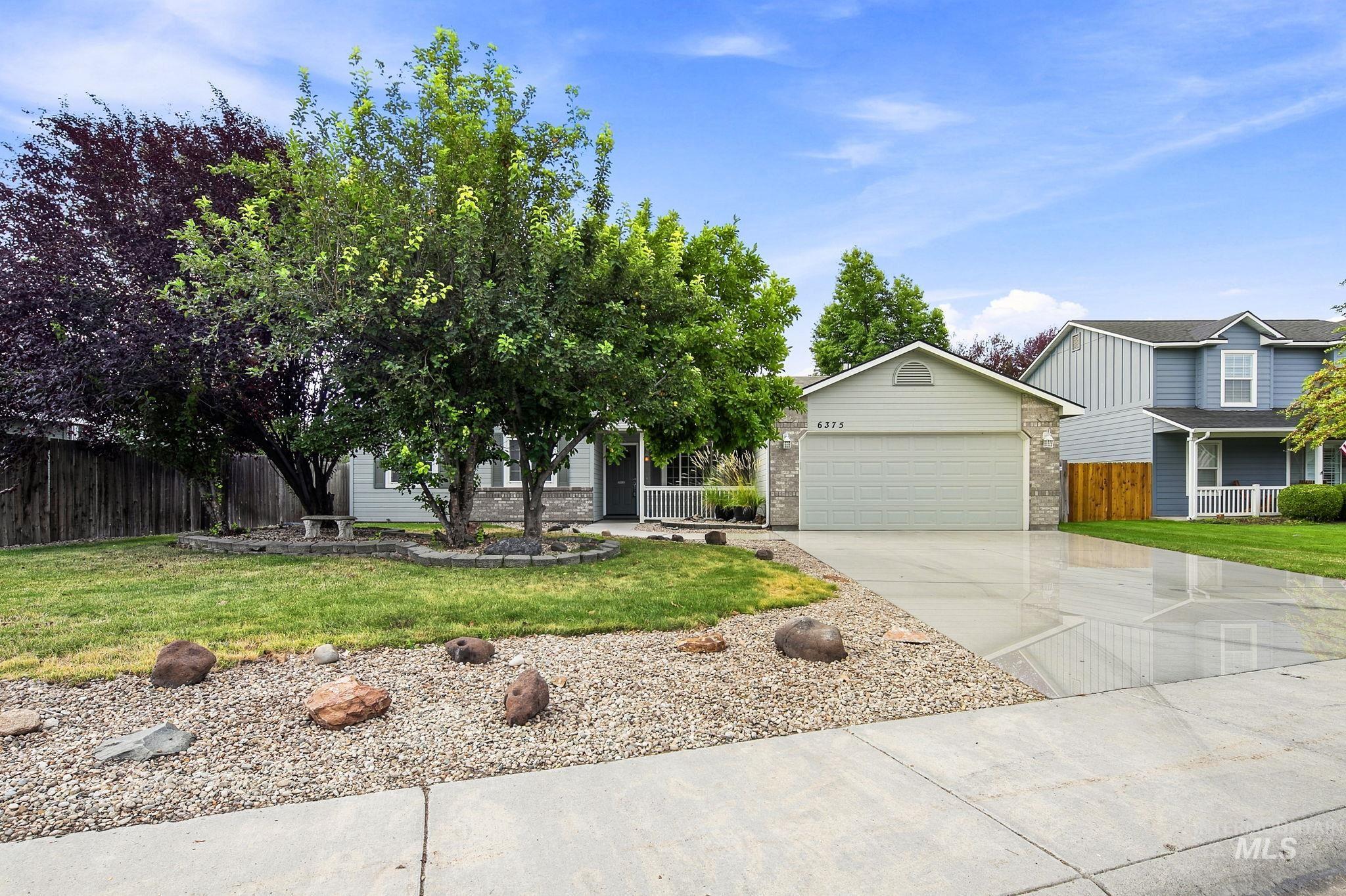 6375 E Shellbrook Property Photo 3