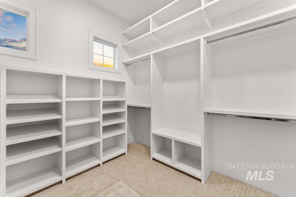 461 Midpoint Ave Property Photo 20
