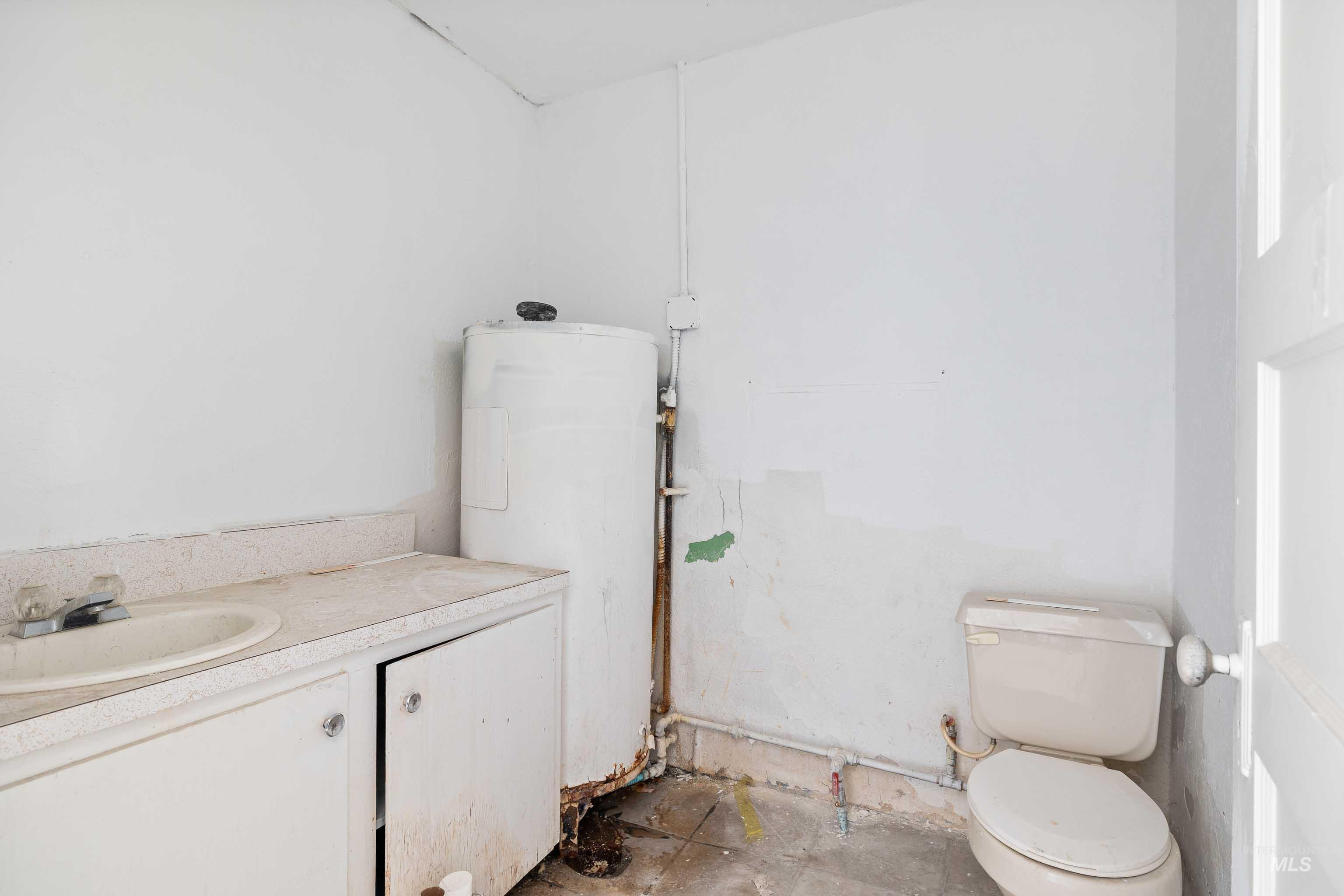 105 E Idaho St Property Photo 12