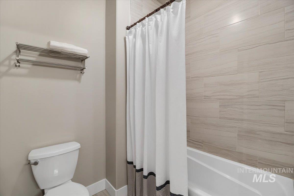 2291 Columbia Dr. Property Photo 13