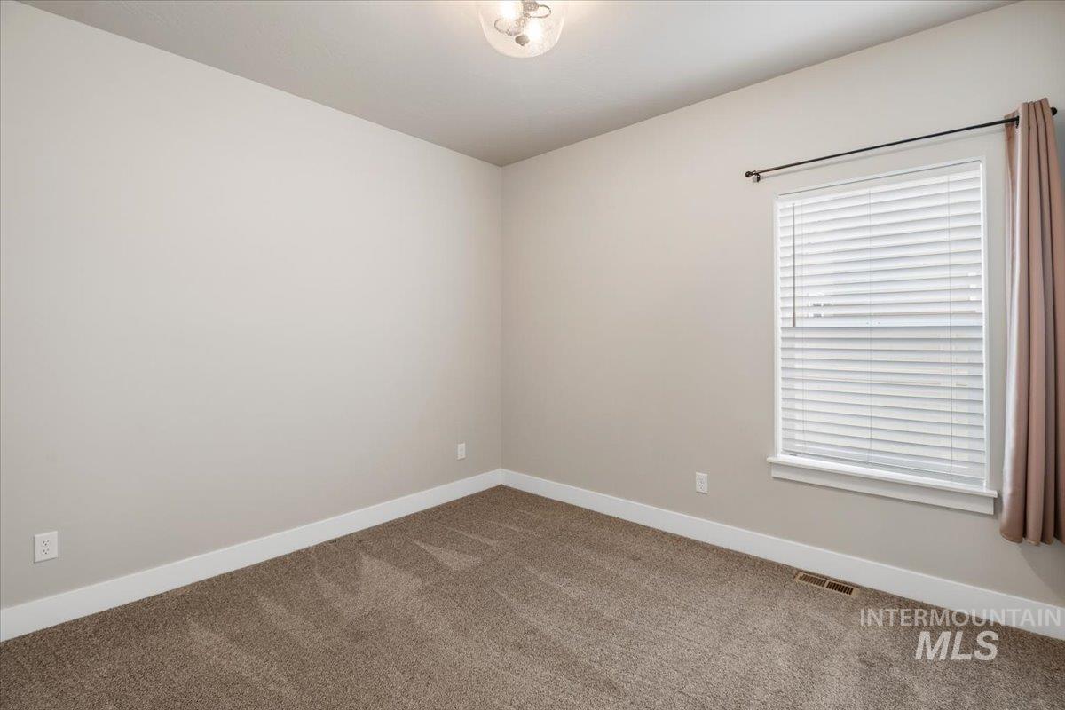 2291 Columbia Dr. Property Photo 15