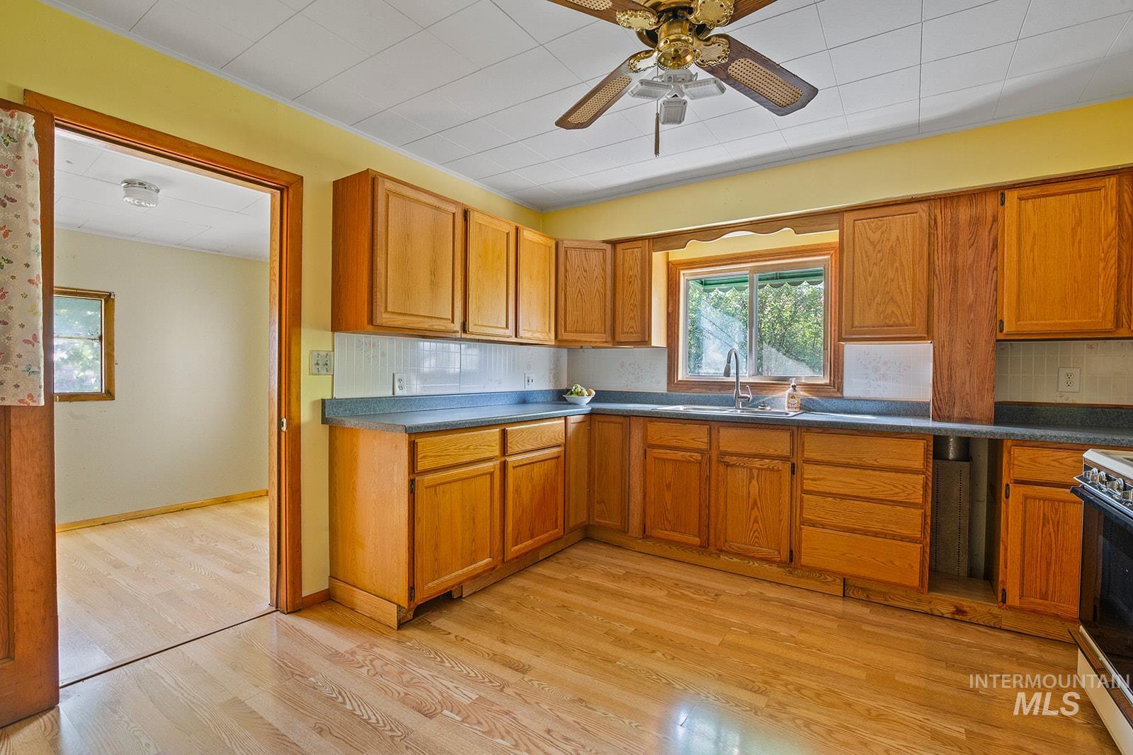 515 Stevens Ave Property Photo 4
