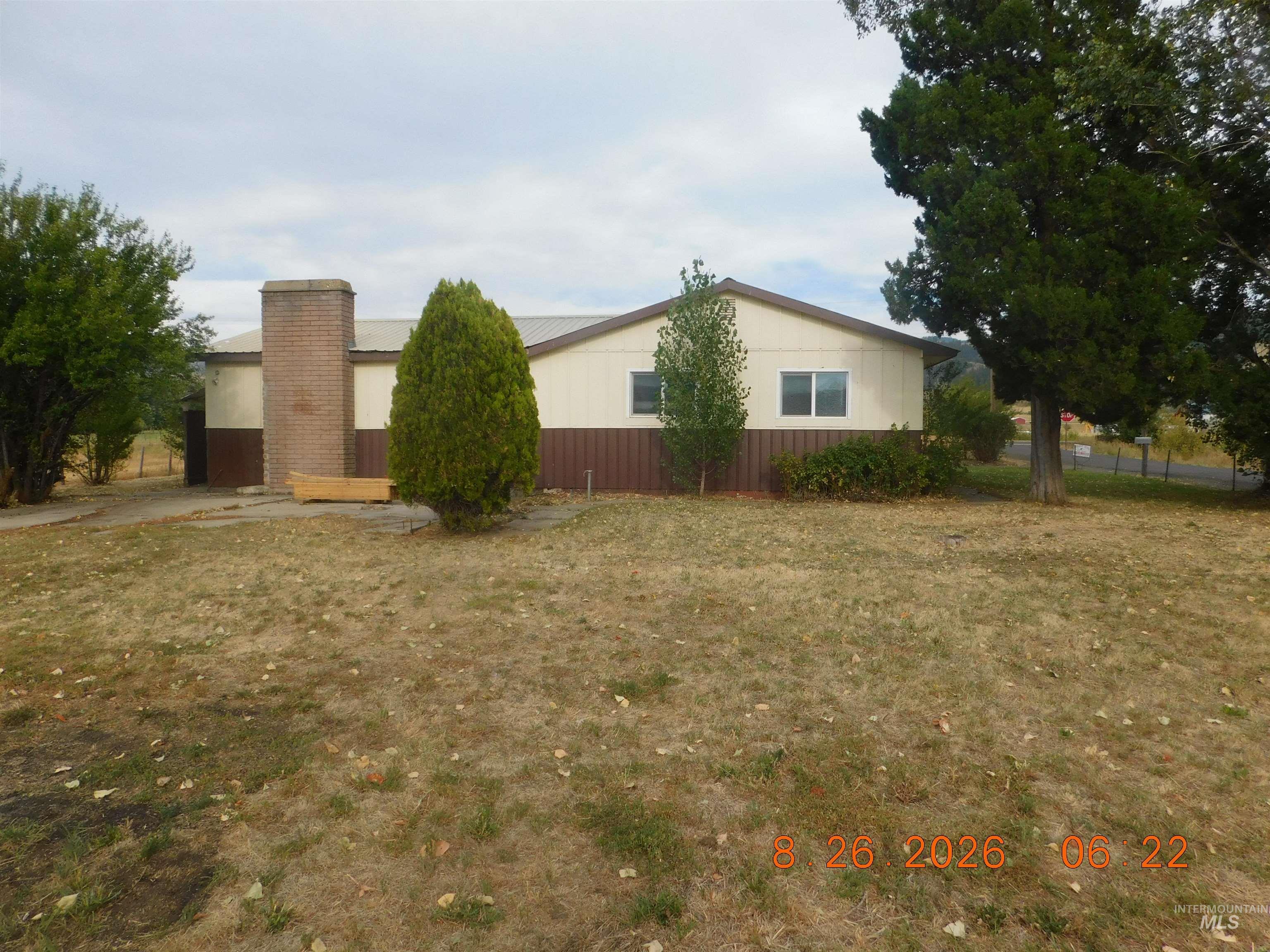 2115 N Galena Property Photo 5