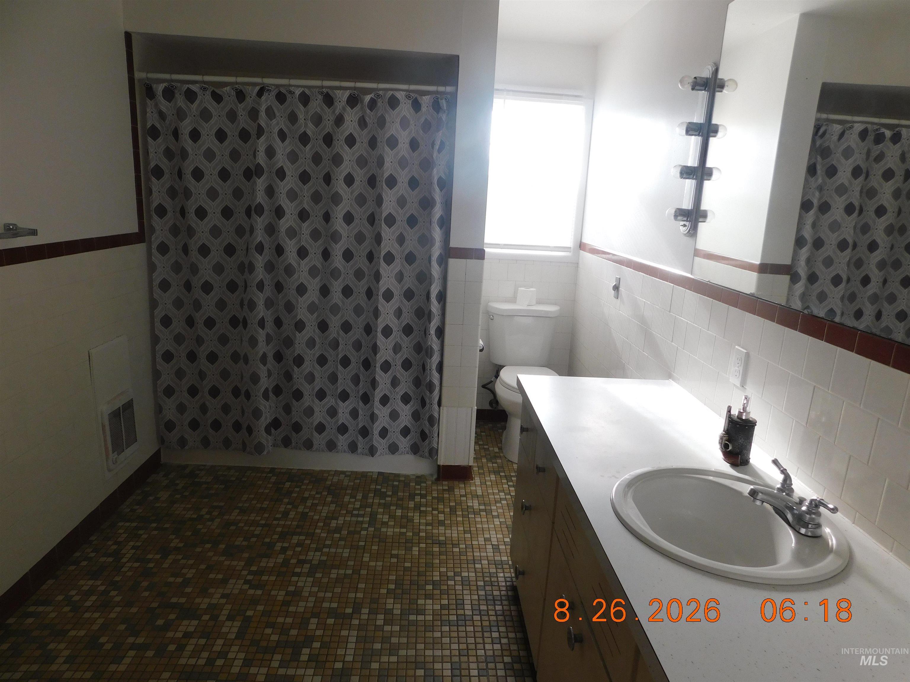2115 N Galena Property Photo 15