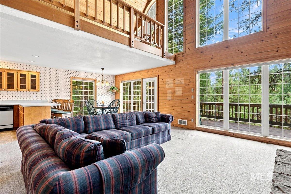 1571 Warren Wagon Road Property Photo 7