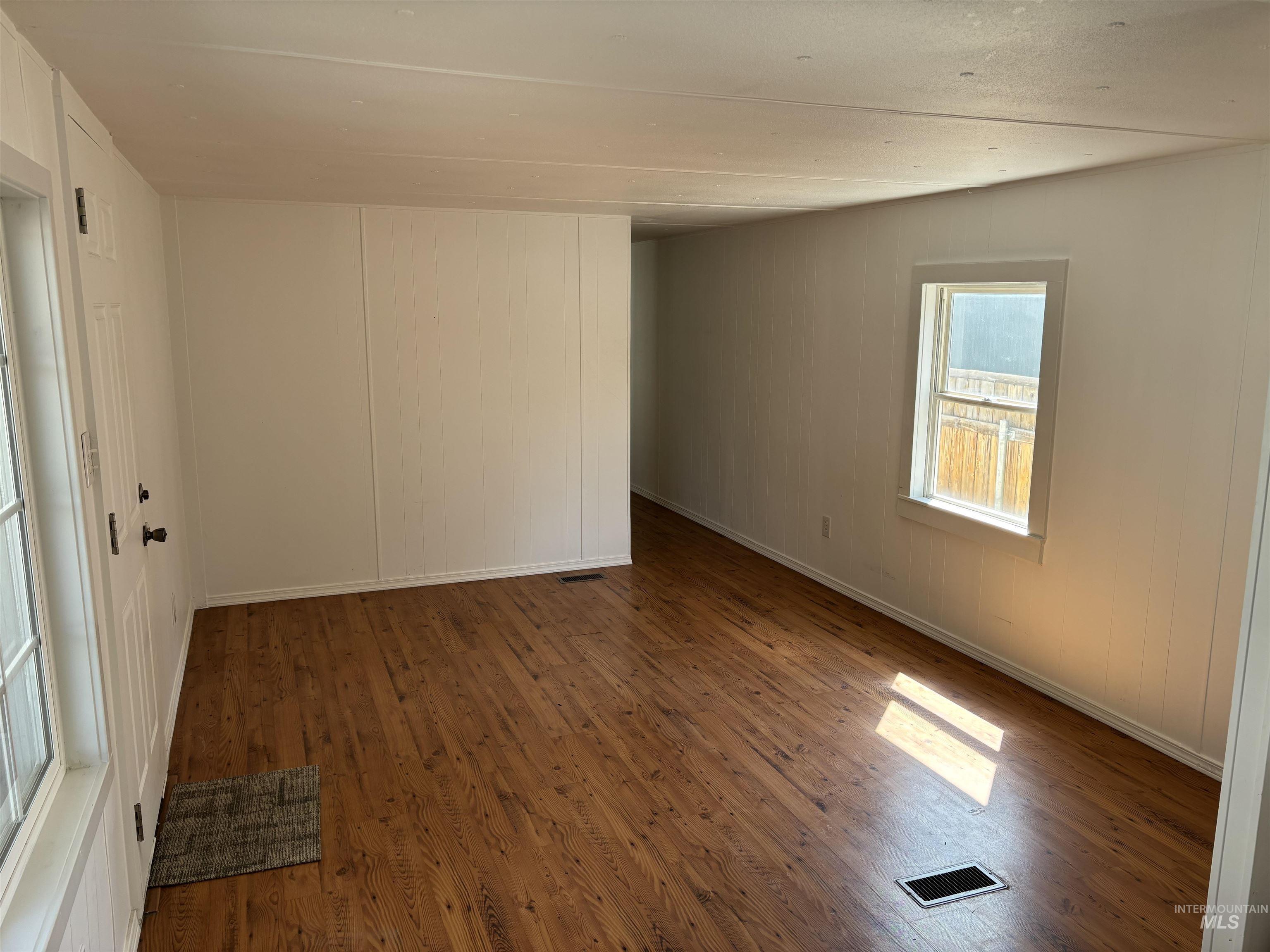 10601 N Horseshoe Bend Rd Property Photo 4