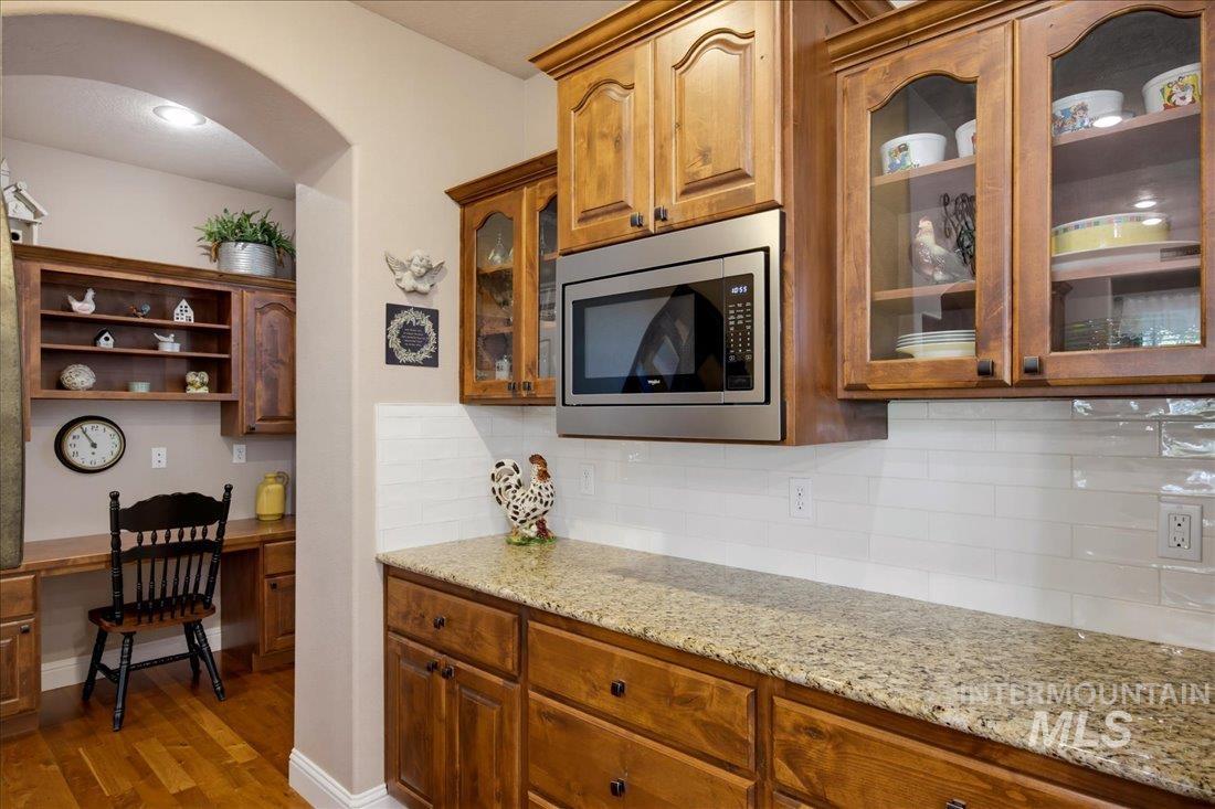 4393 N Palatine Ave. Property Photo 14