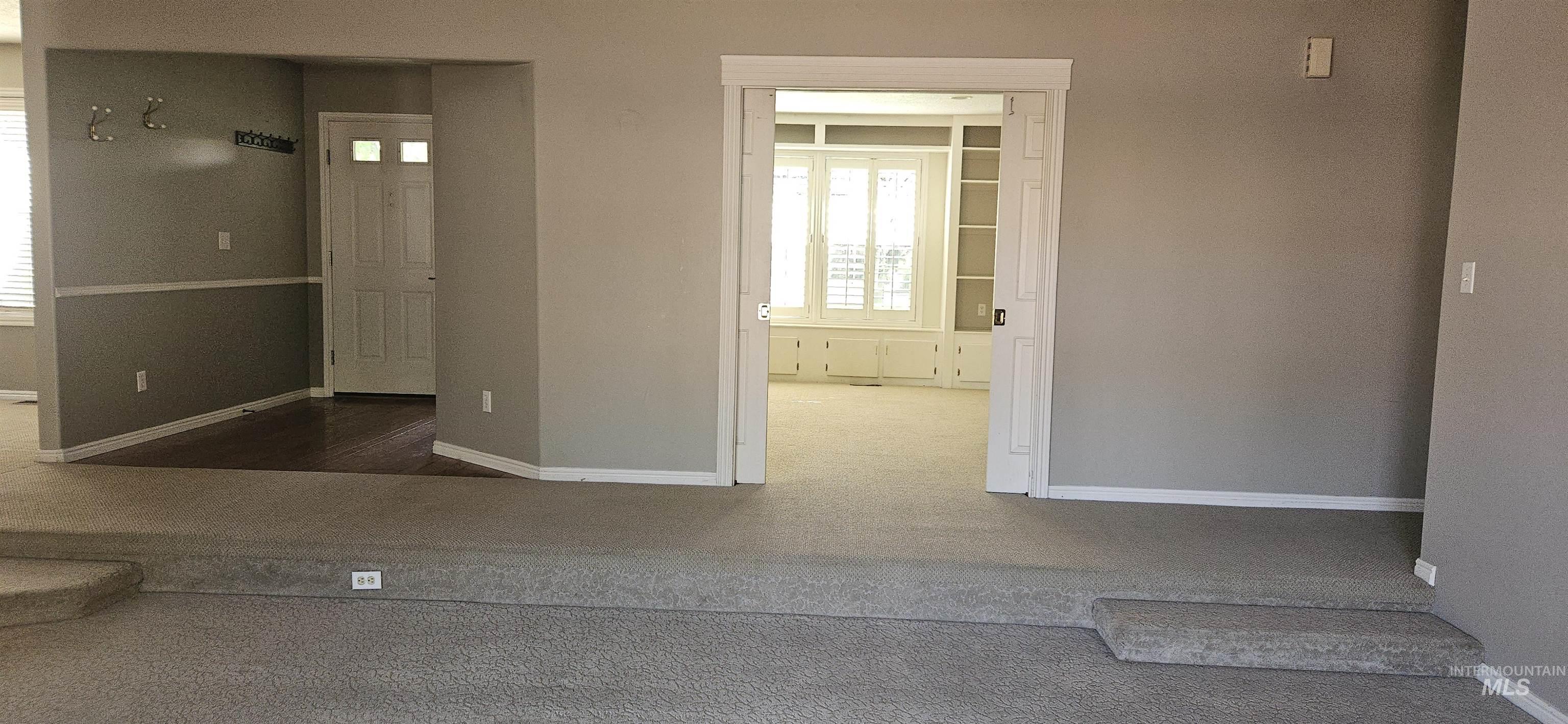 1741 Pomerelle Drive Property Photo 6