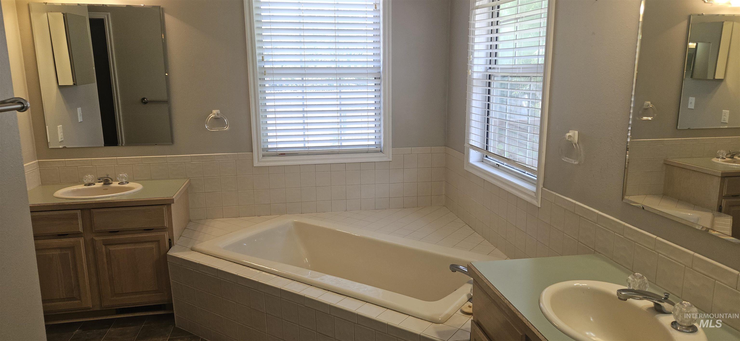 1741 Pomerelle Drive Property Photo 10
