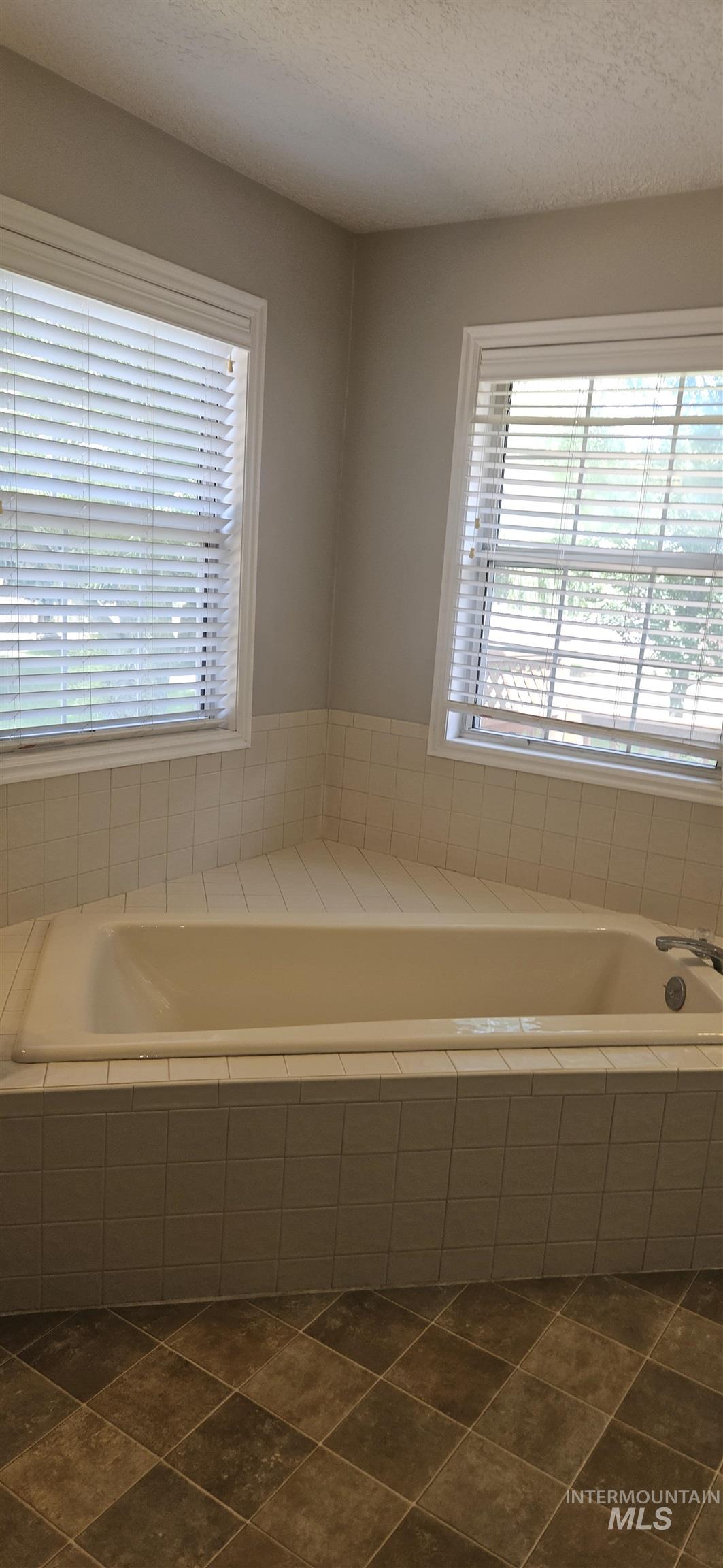 1741 Pomerelle Drive Property Photo 14