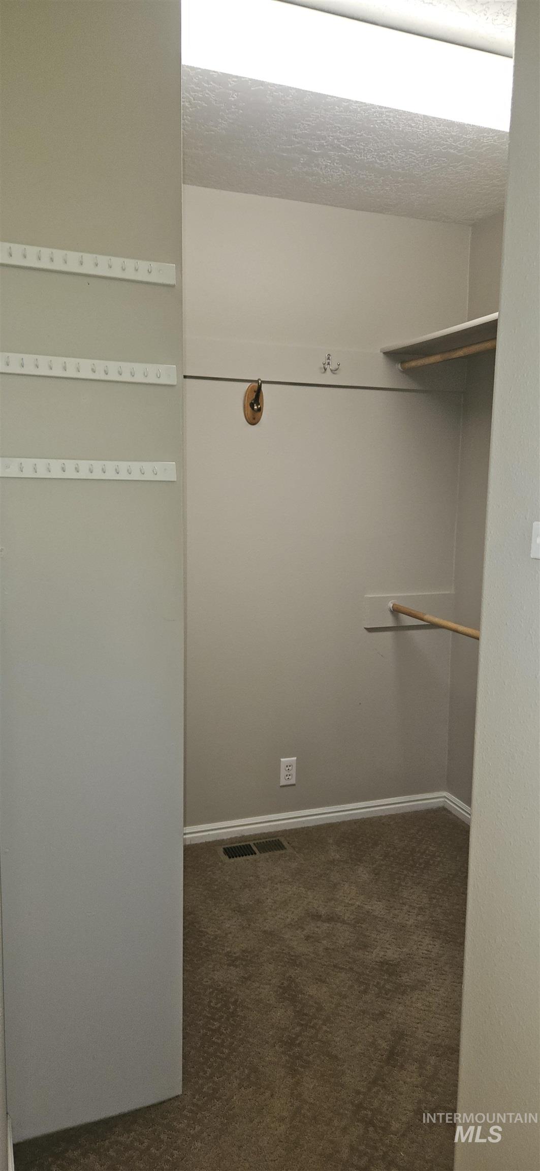 1741 Pomerelle Drive Property Photo 19