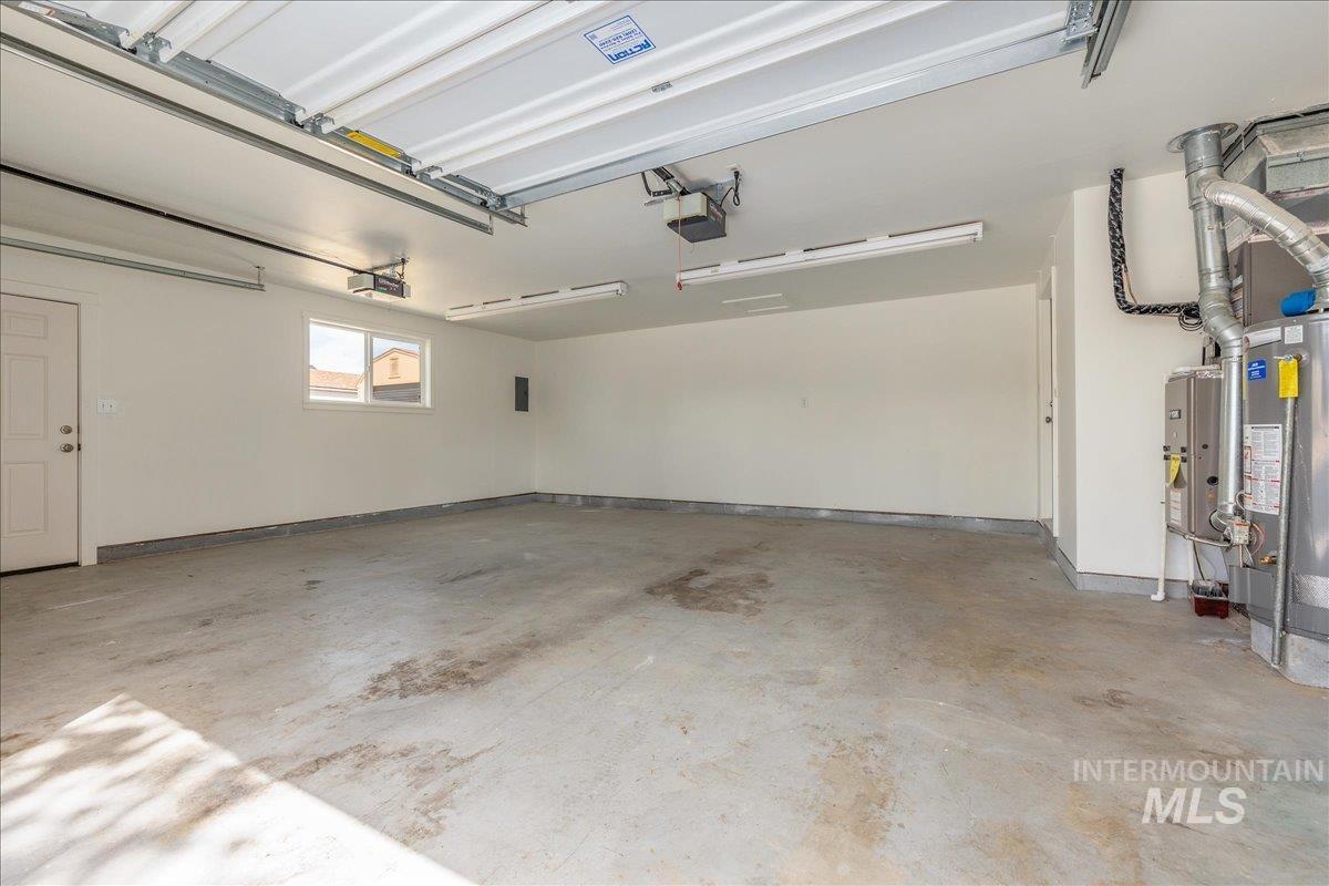 406 Lindenwood Dr Property Photo 33