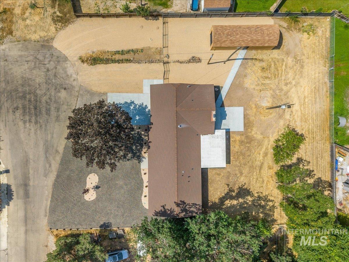 406 Lindenwood Dr Property Photo 41