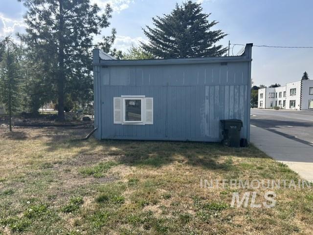 506 4th Ave Property Photo 2