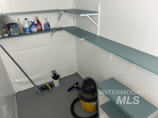 506 4th Ave Property Photo 25
