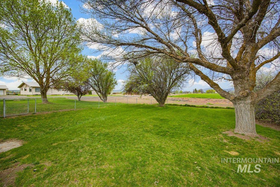 1112 Indianhead Rd Property Photo 41