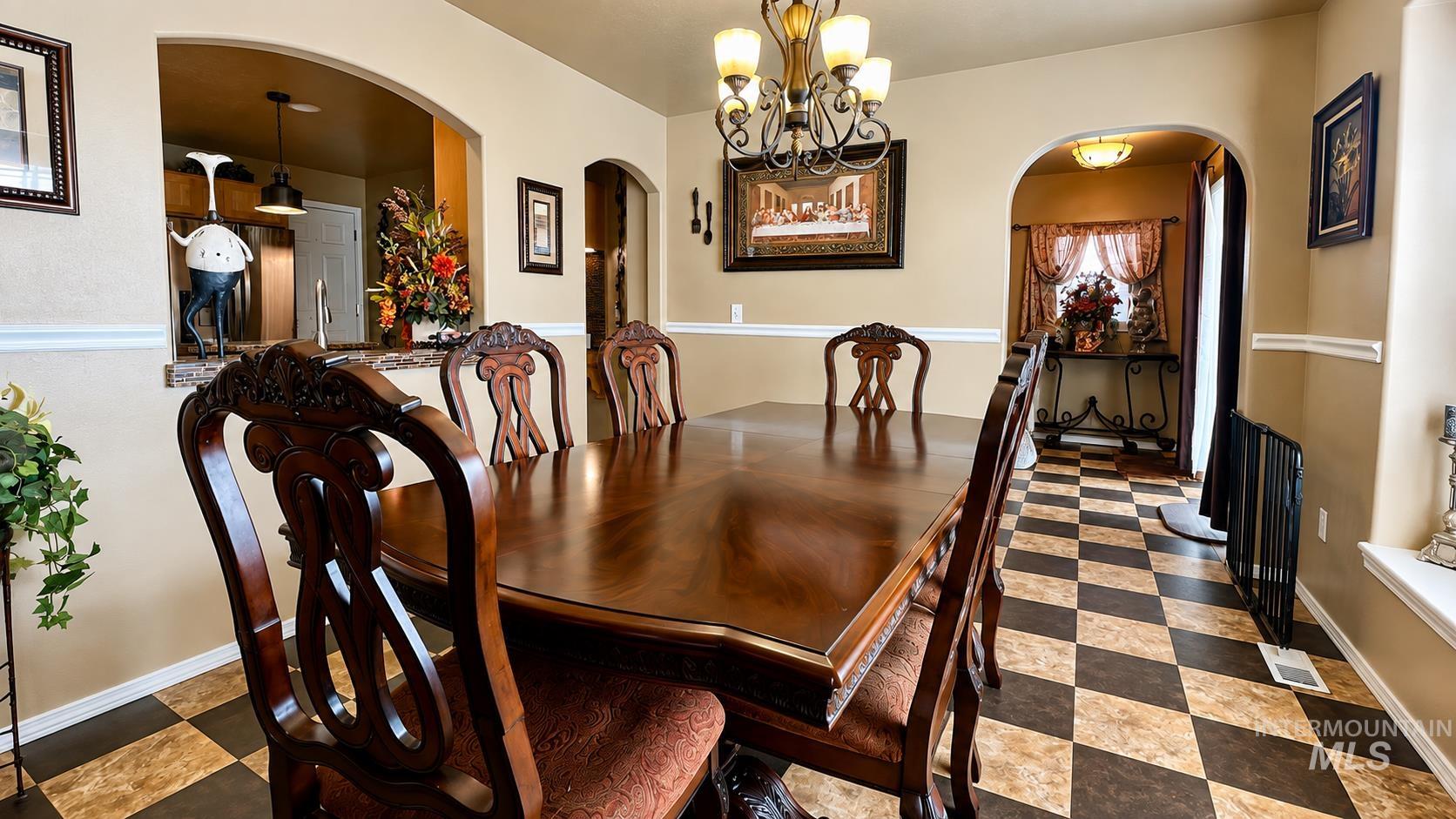 617 Cornwall Property Photo 12