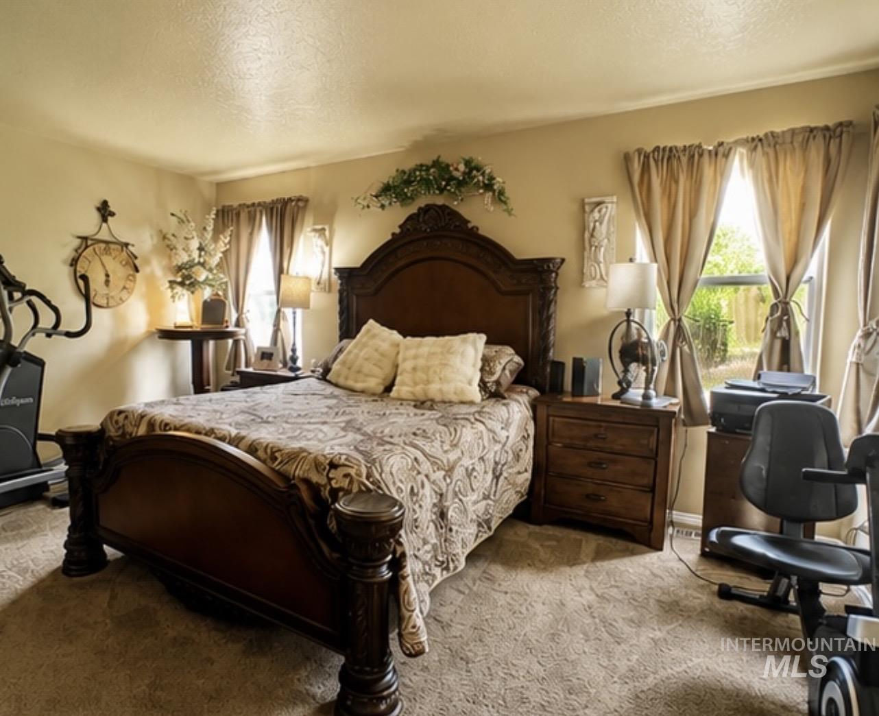 617 Cornwall Property Photo 23