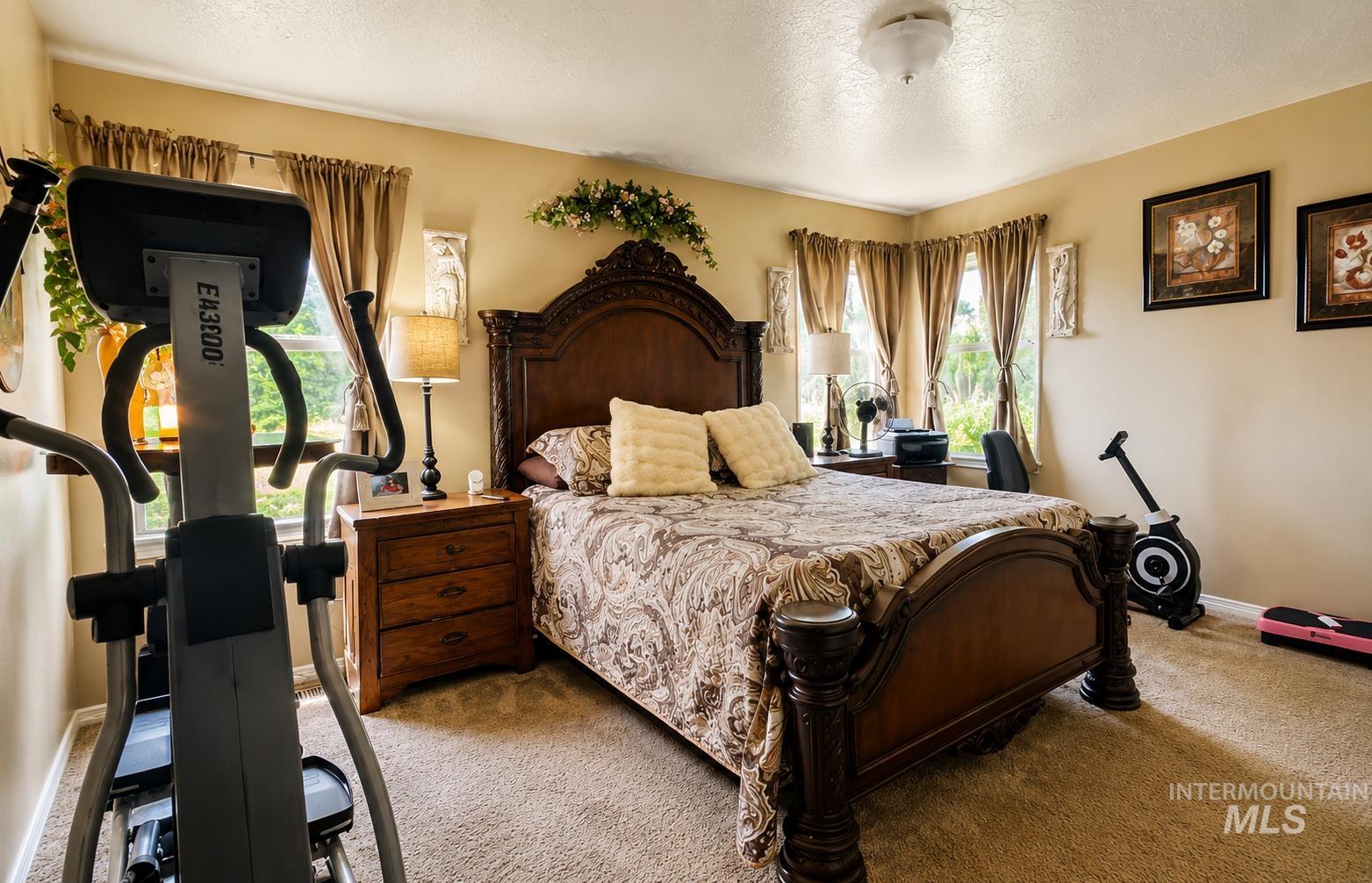 617 Cornwall Property Photo 24
