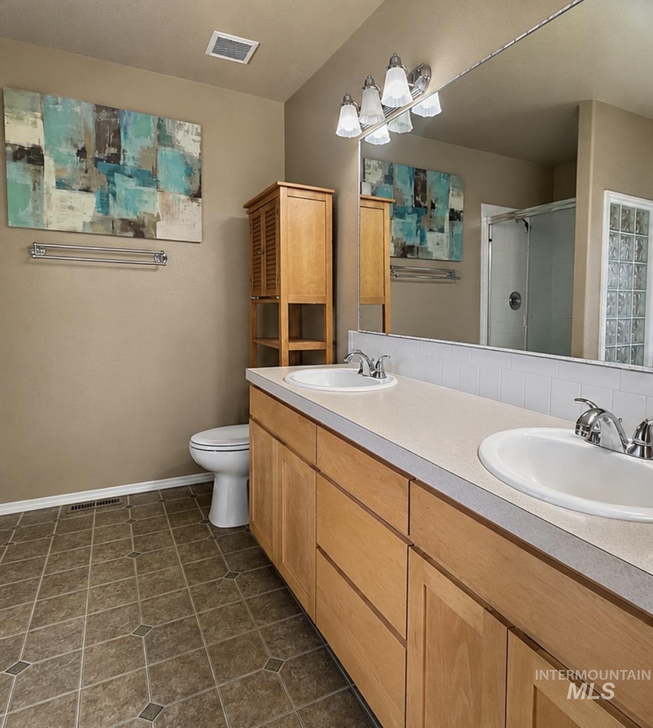 617 Cornwall Property Photo 25