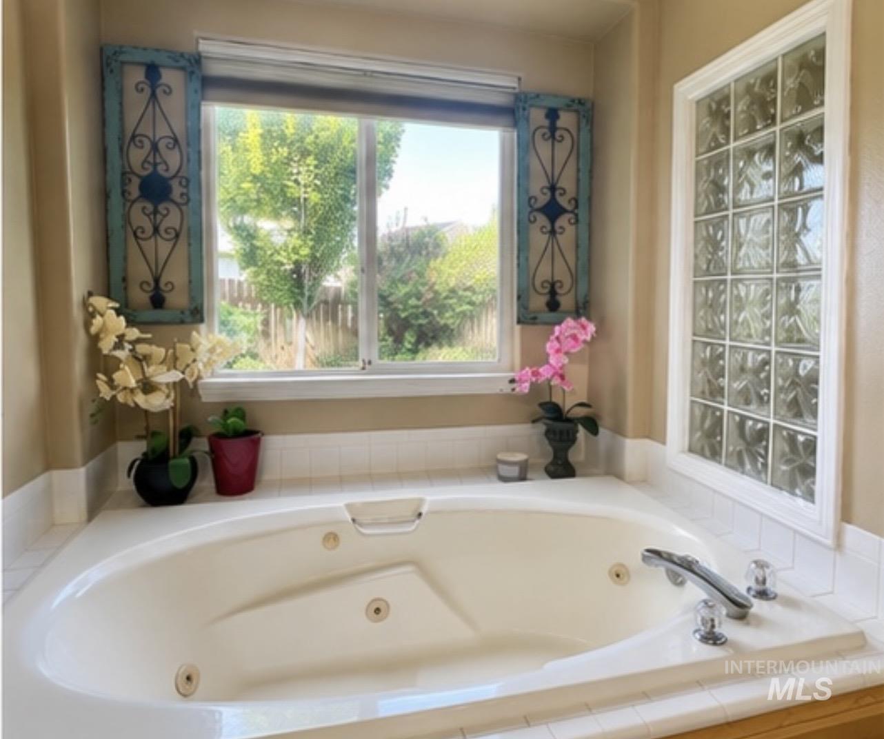 617 Cornwall Property Photo 27
