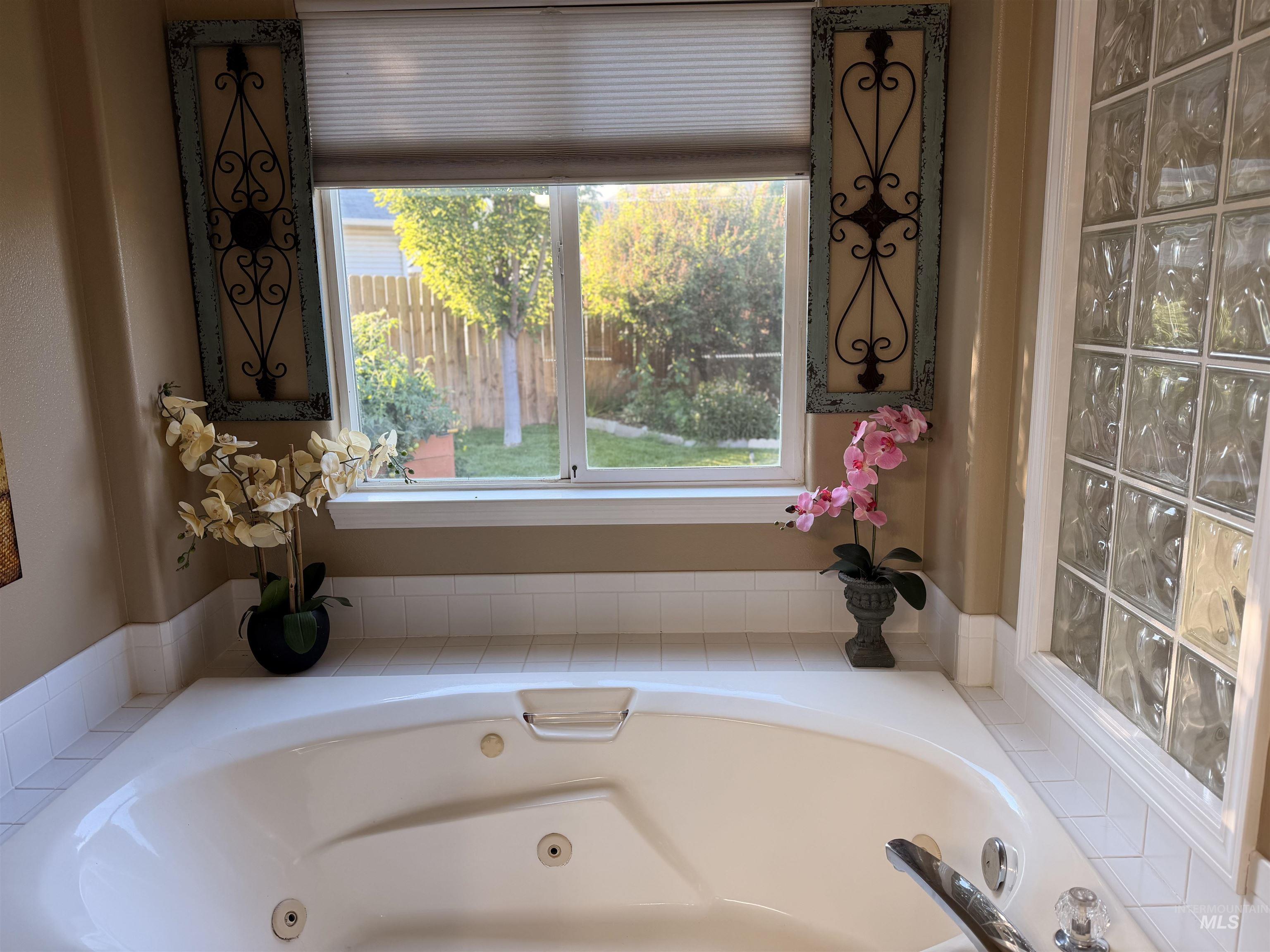 617 Cornwall Property Photo 27