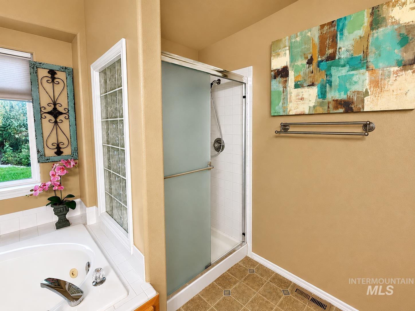617 Cornwall Property Photo 28