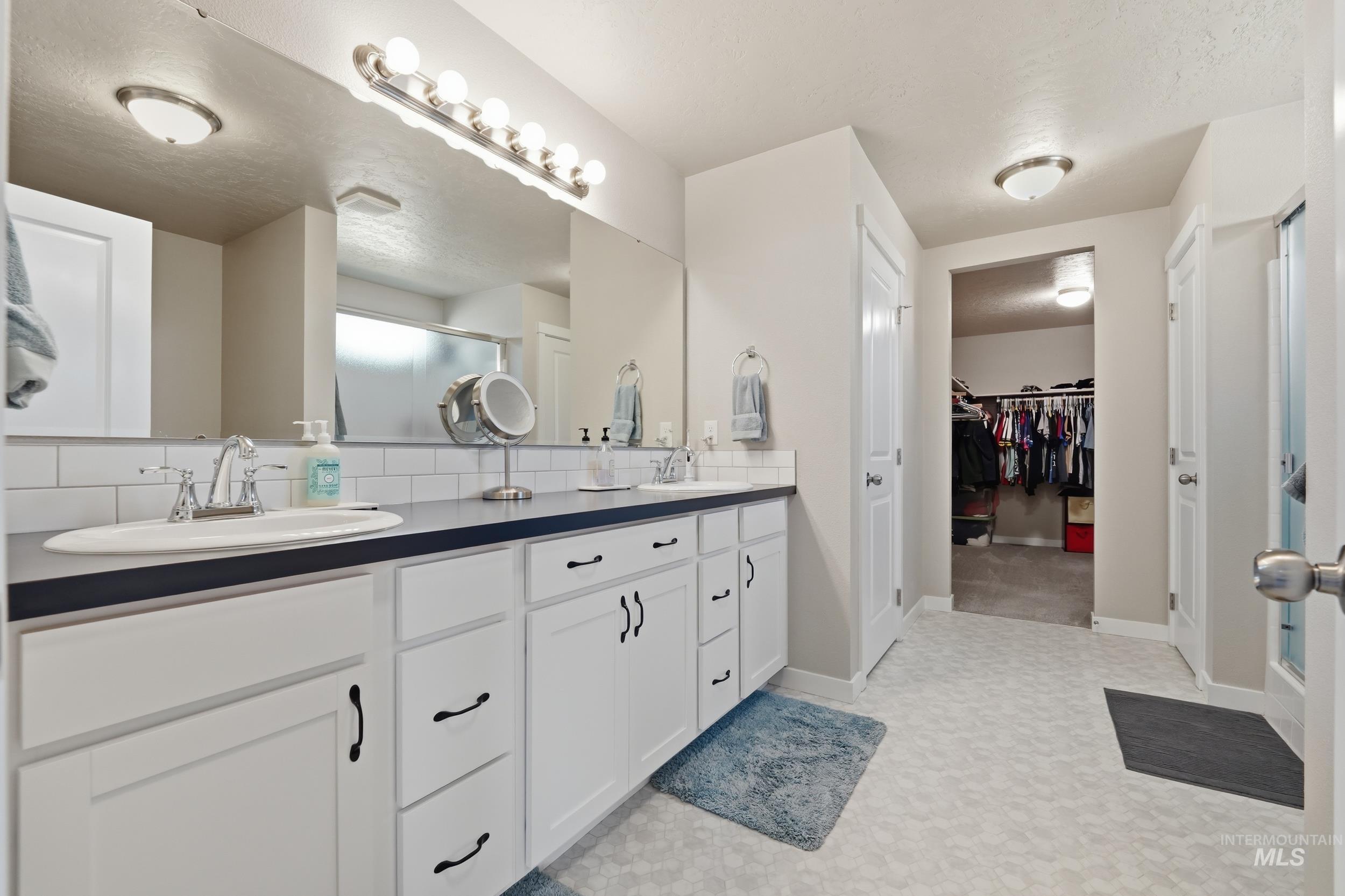 4026 E Hawk Ridge Dr Property Photo 18
