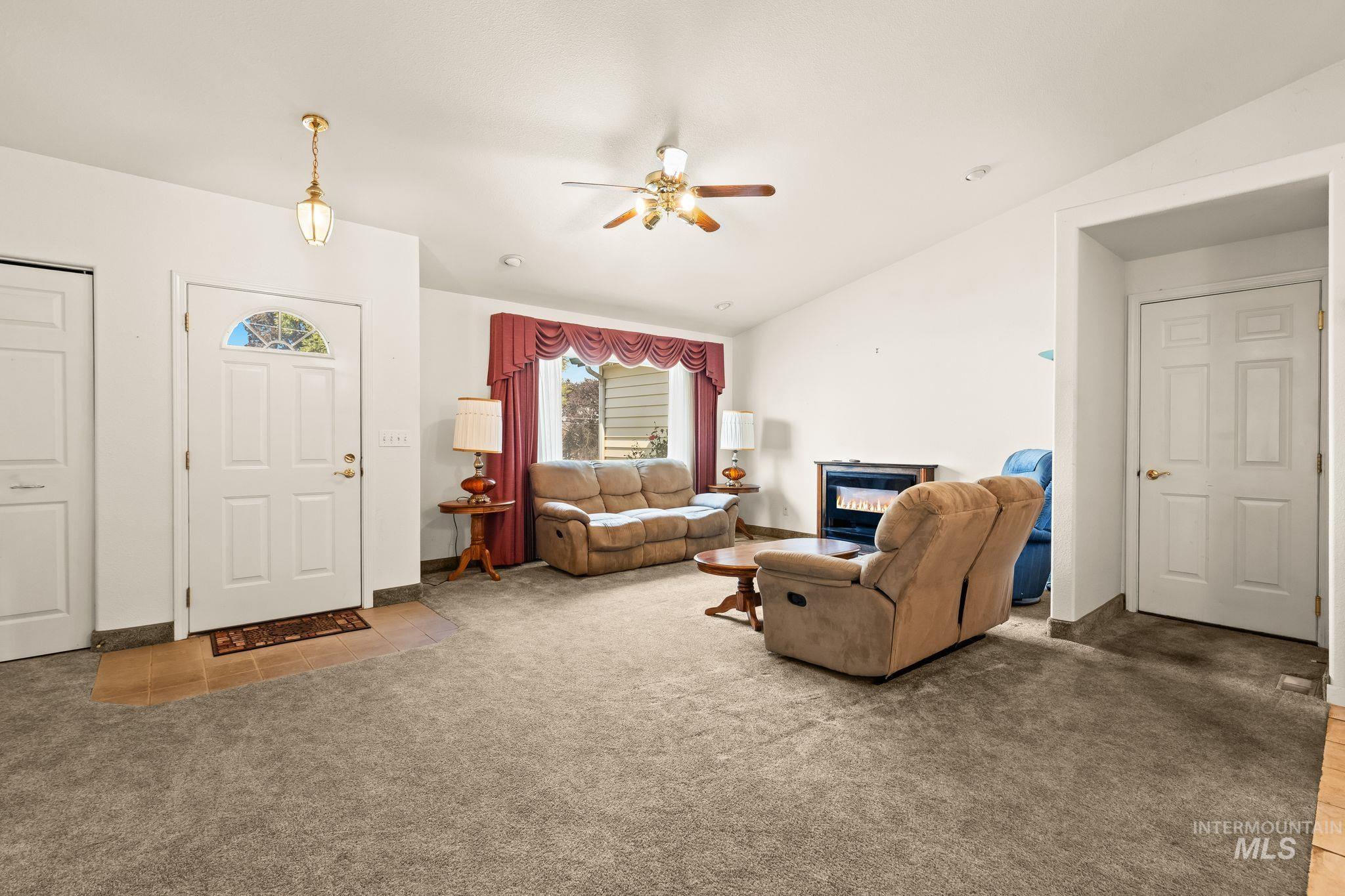 2028 Grelle Ave Property Photo 5