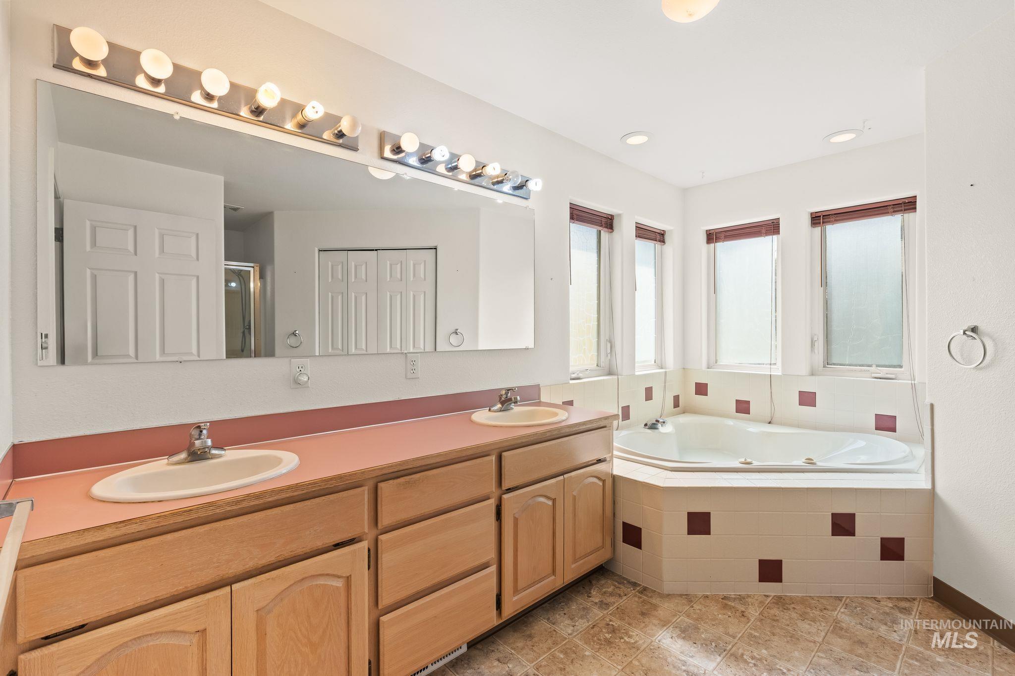 2028 Grelle Ave Property Photo 24