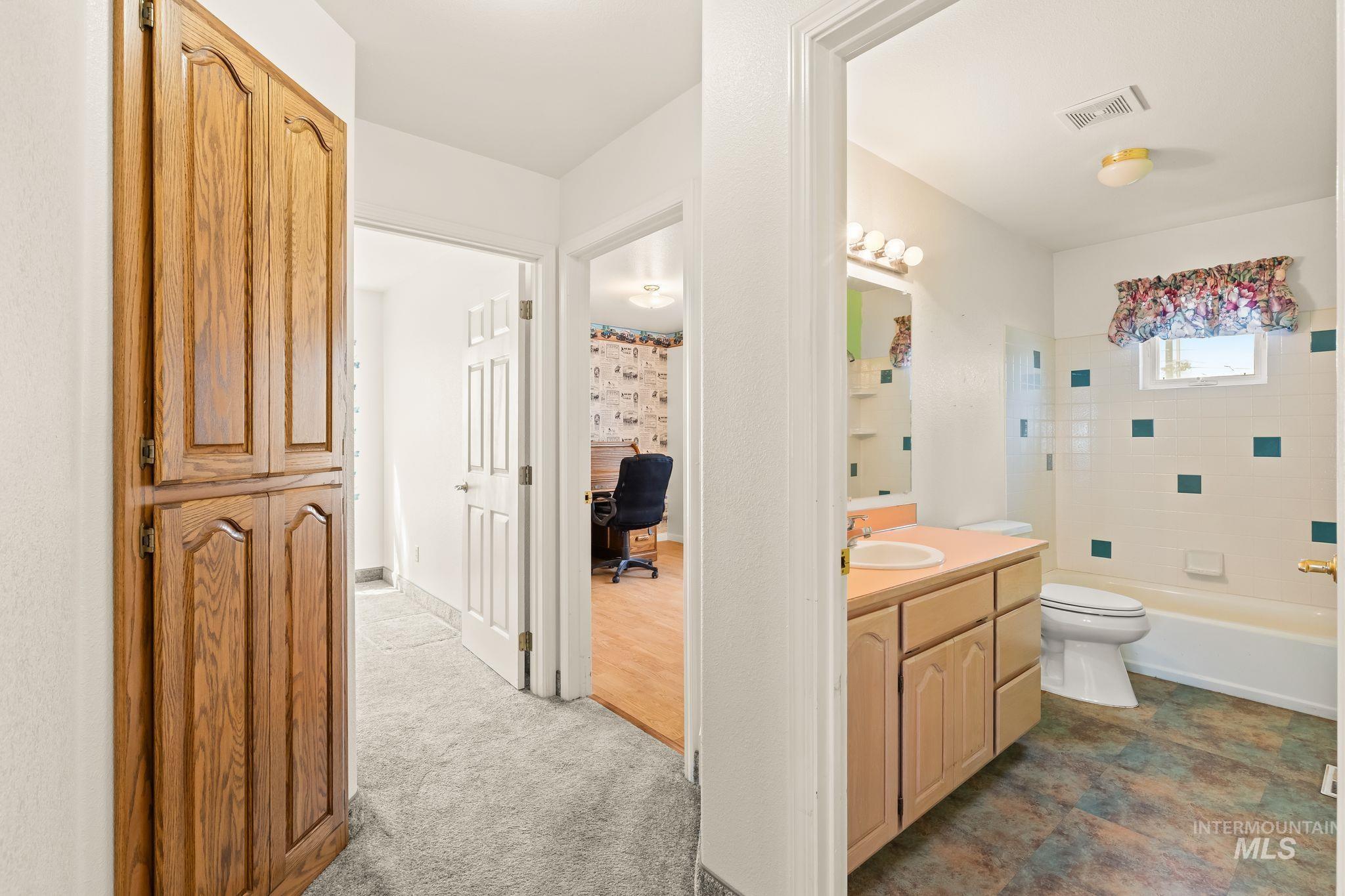 2028 Grelle Ave Property Photo 29