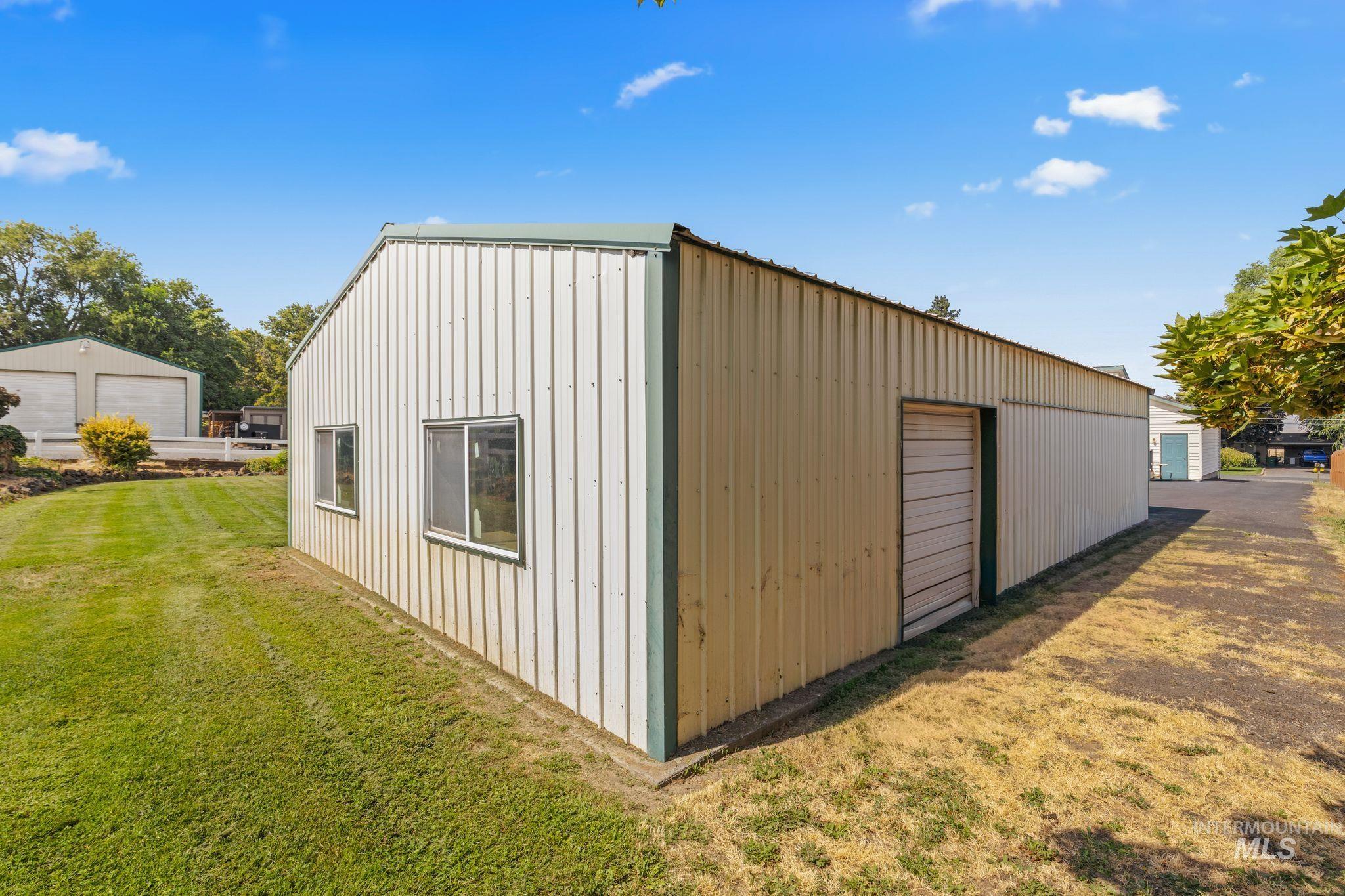 2028 Grelle Ave Property Photo 39