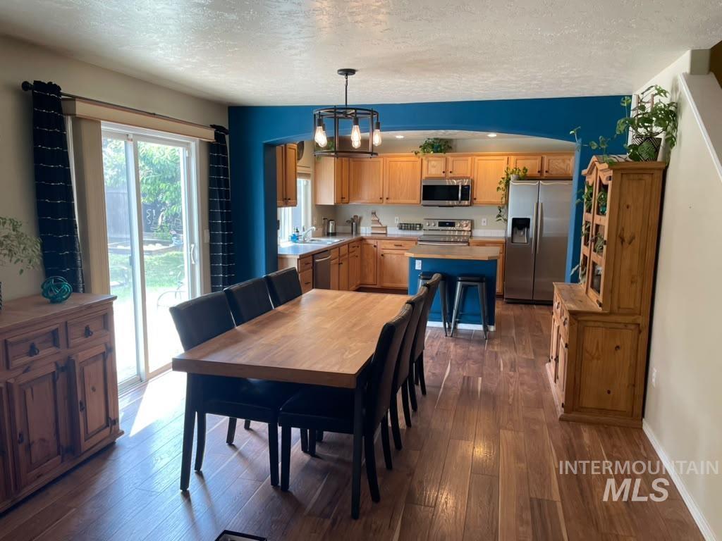 12105 W Kings Canyon St Property Photo 12