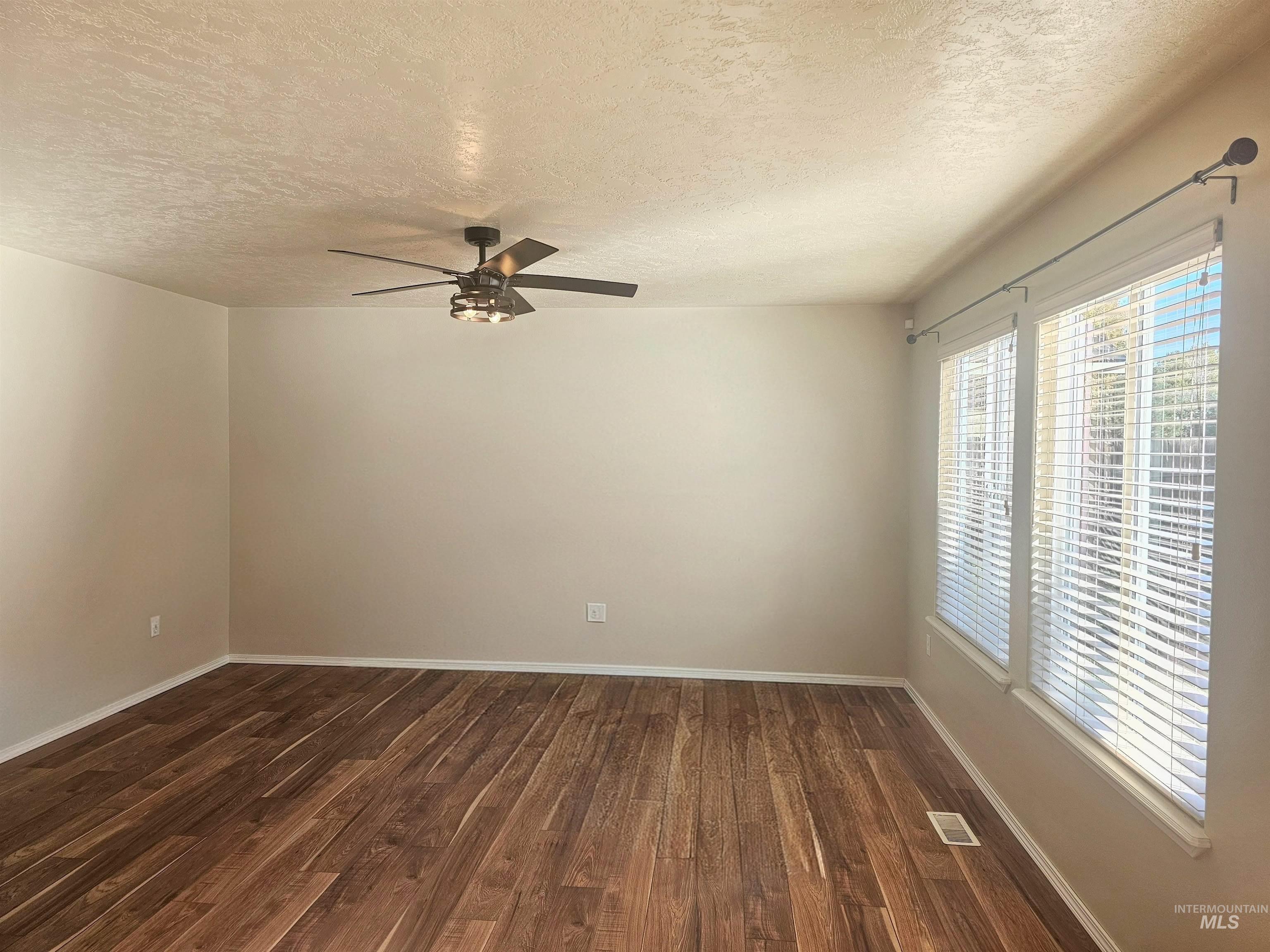 12105 W Kings Canyon St Property Photo 18