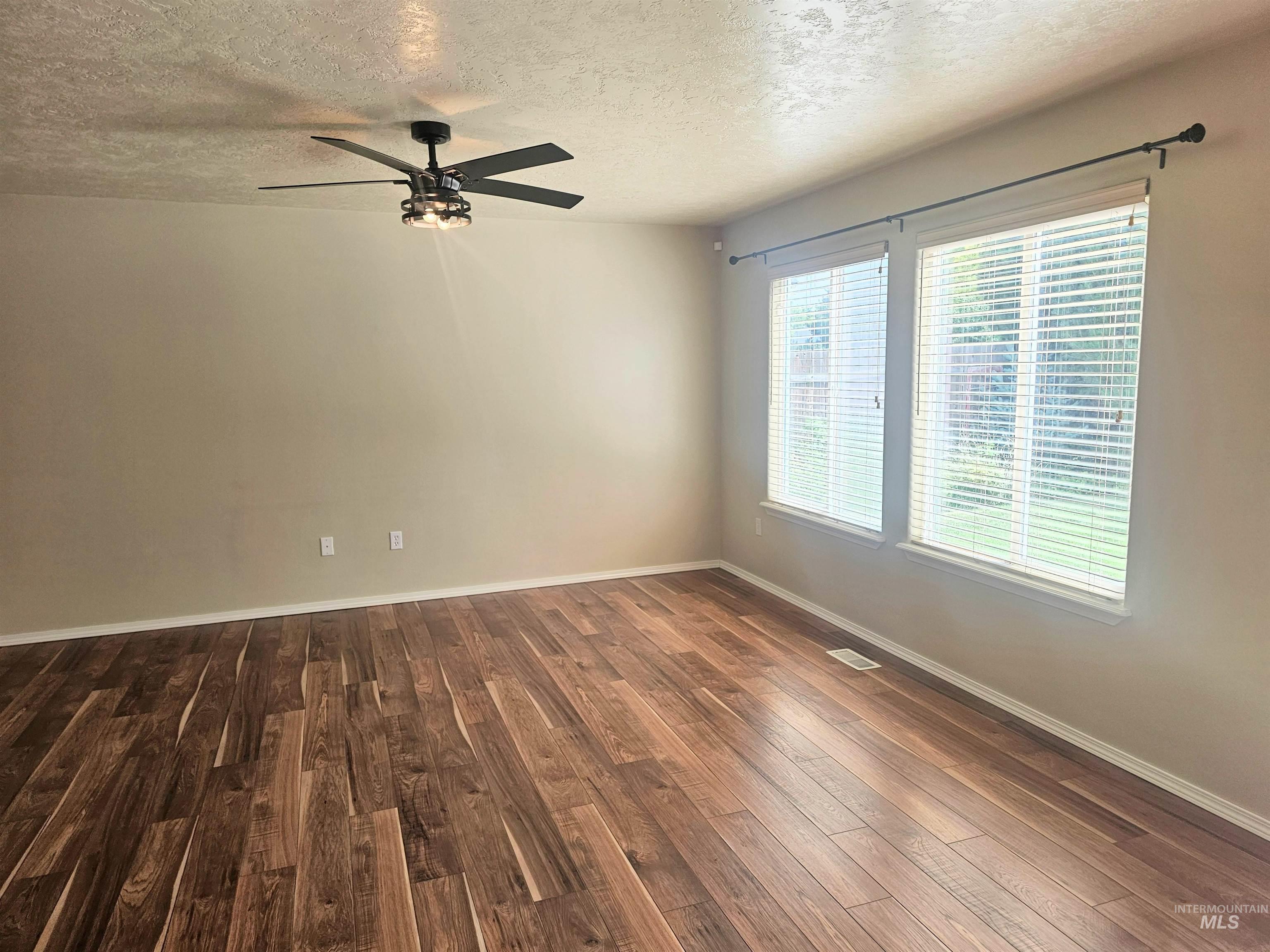 12105 W Kings Canyon St Property Photo 19