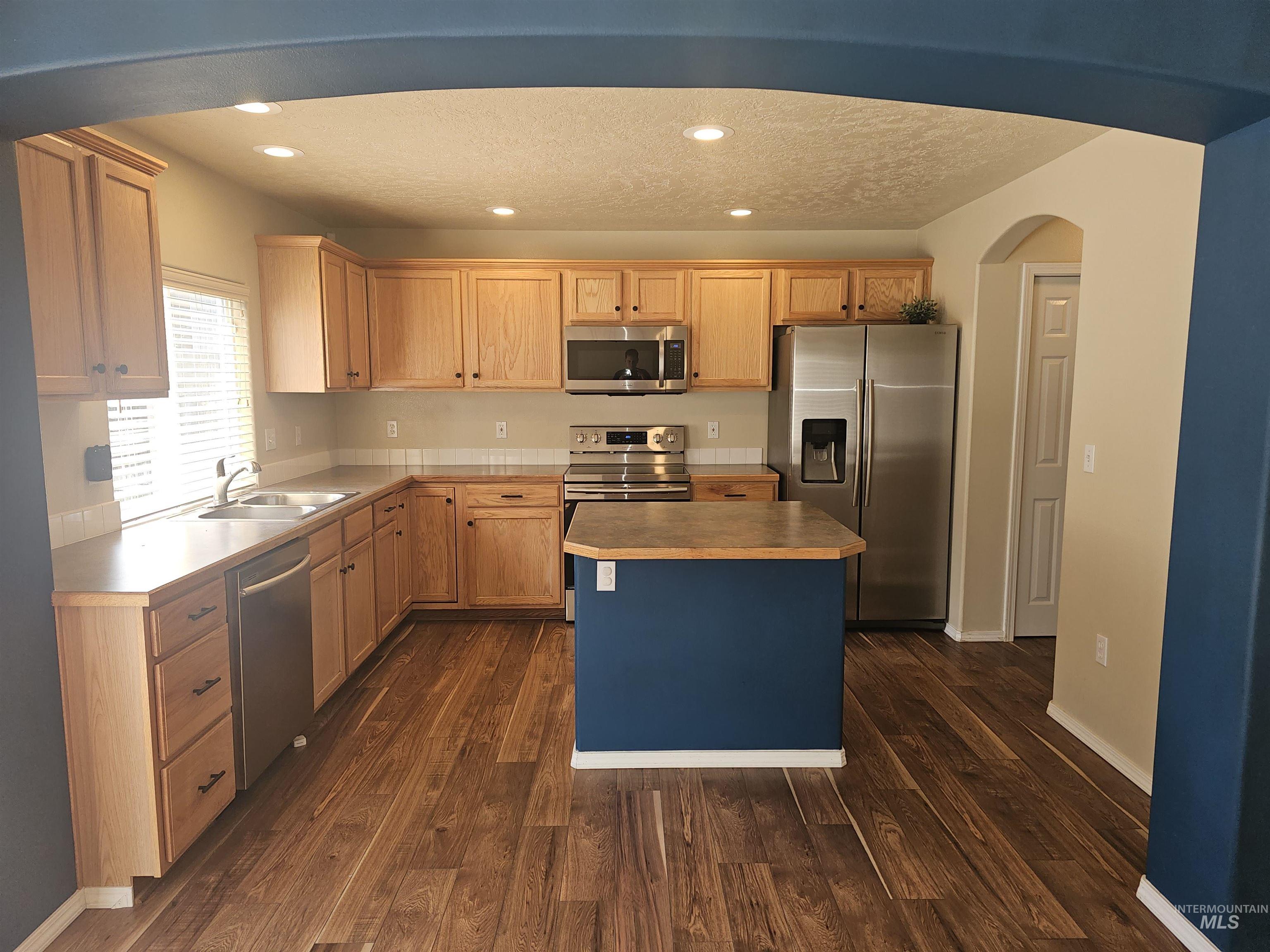 12105 W Kings Canyon St Property Photo 21