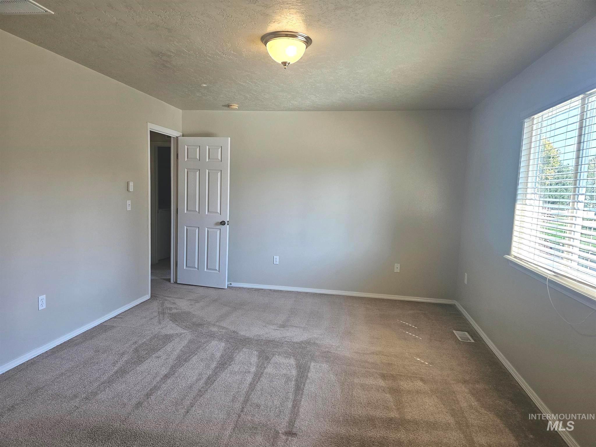 12105 W Kings Canyon St Property Photo 37