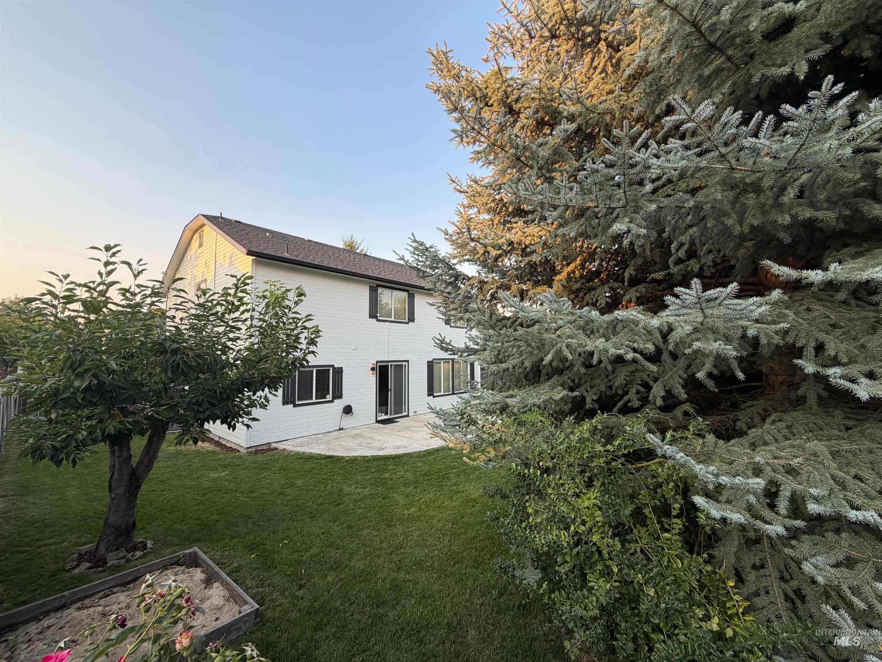 12105 W Kings Canyon St Property Photo 44