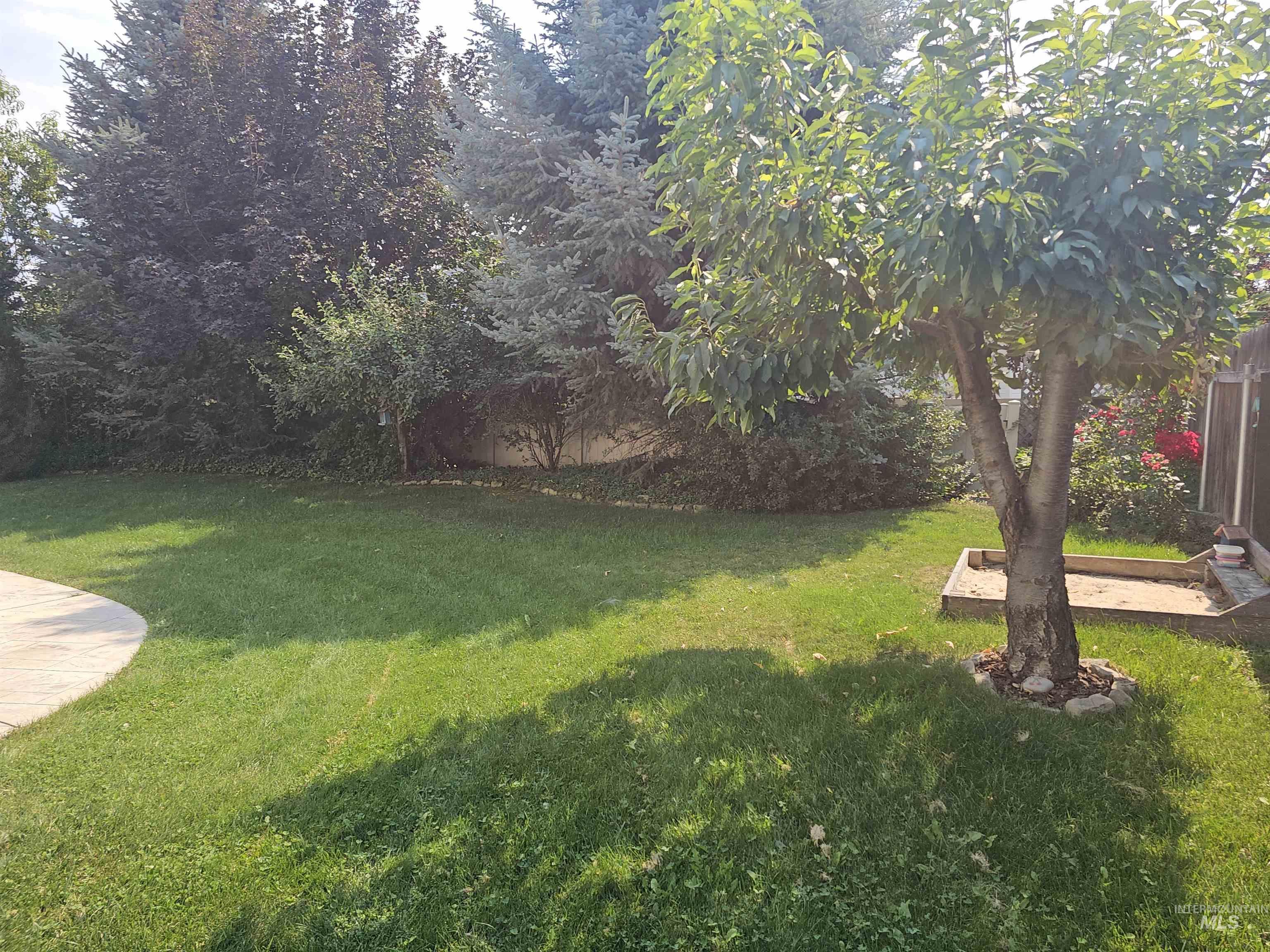 12105 W Kings Canyon St Property Photo 45