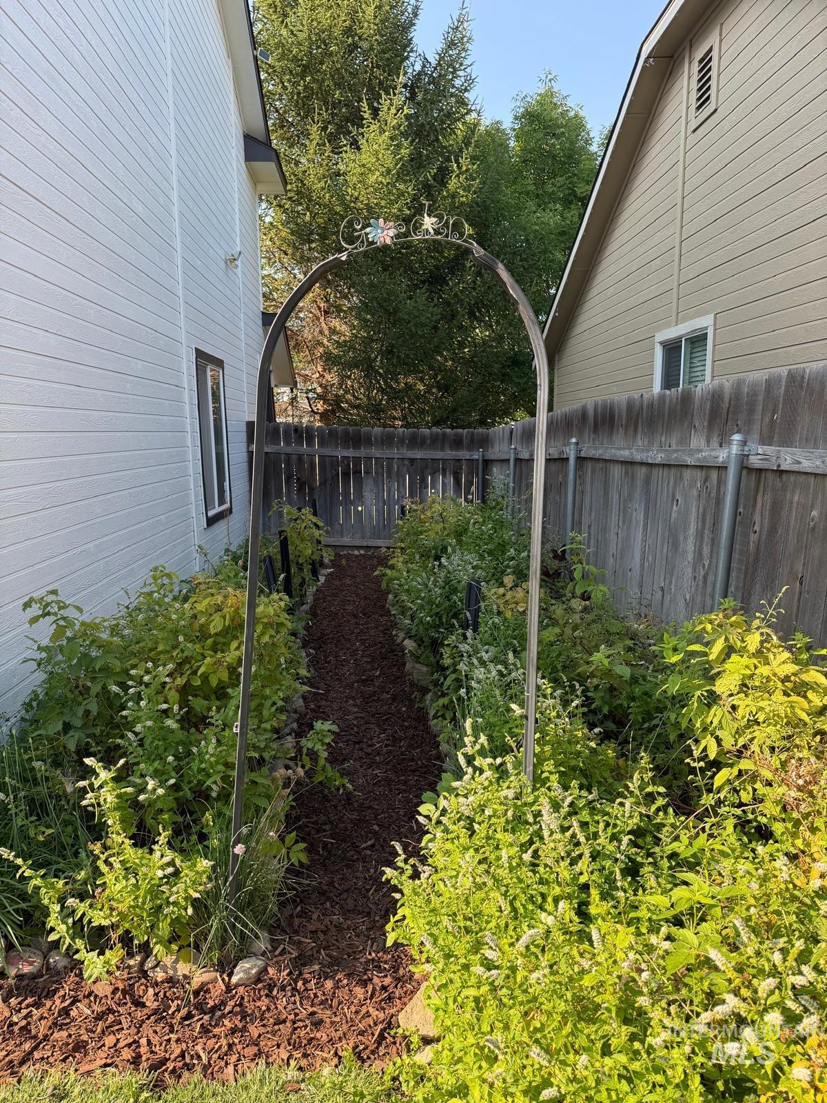 12105 W Kings Canyon St Property Photo 47