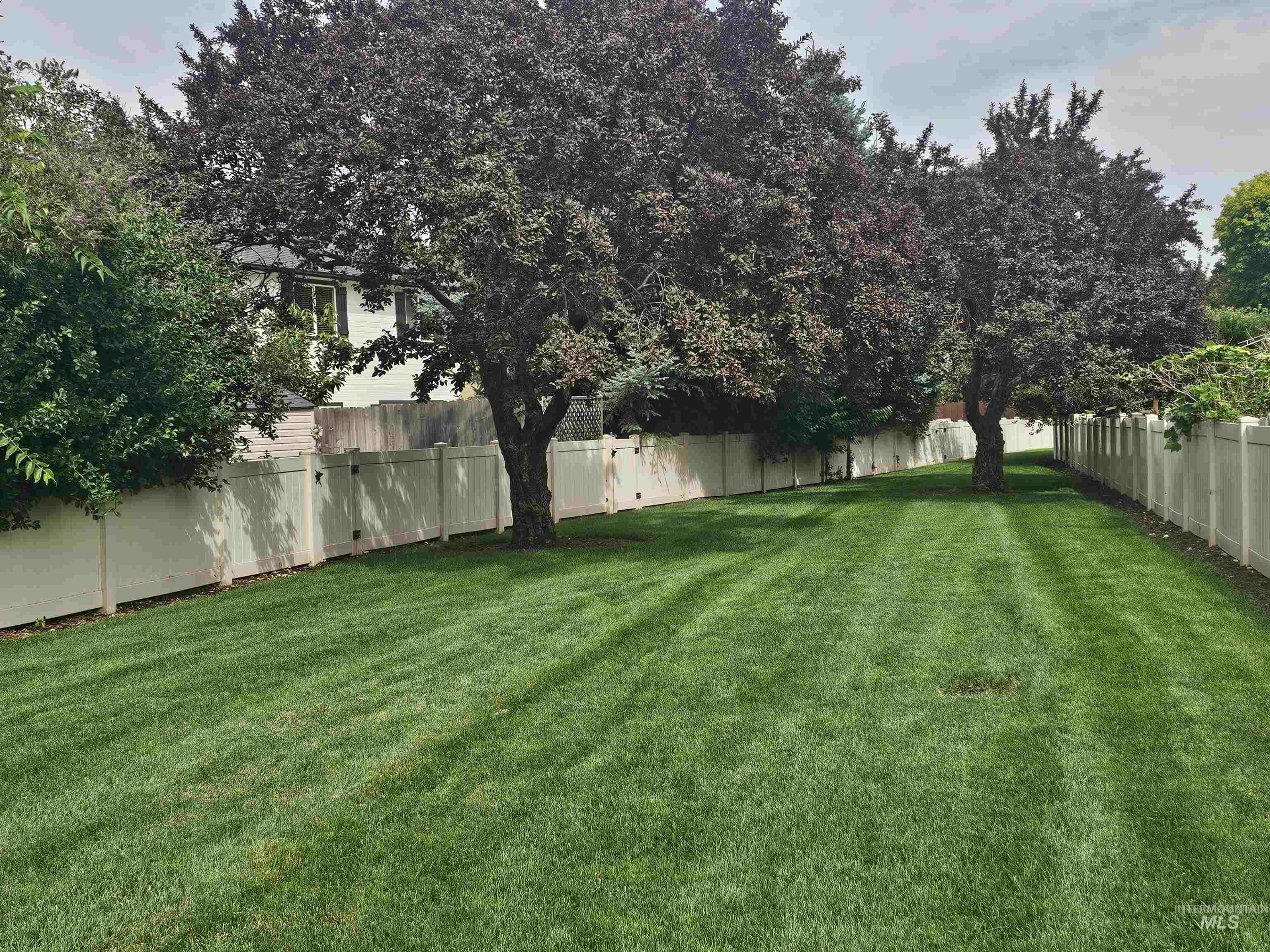 12105 W Kings Canyon St Property Photo 49
