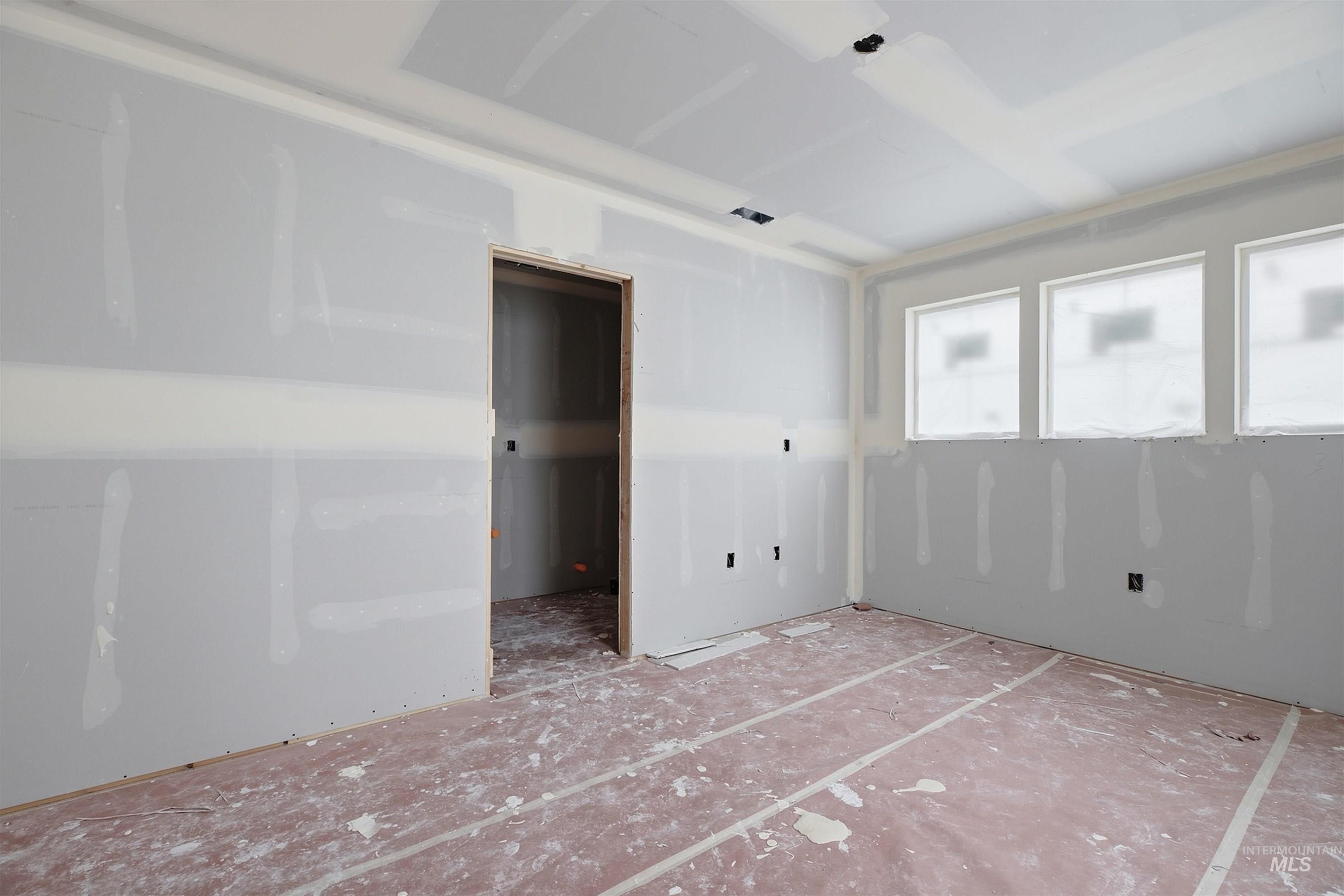 1167 Edington Ave Property Photo 10