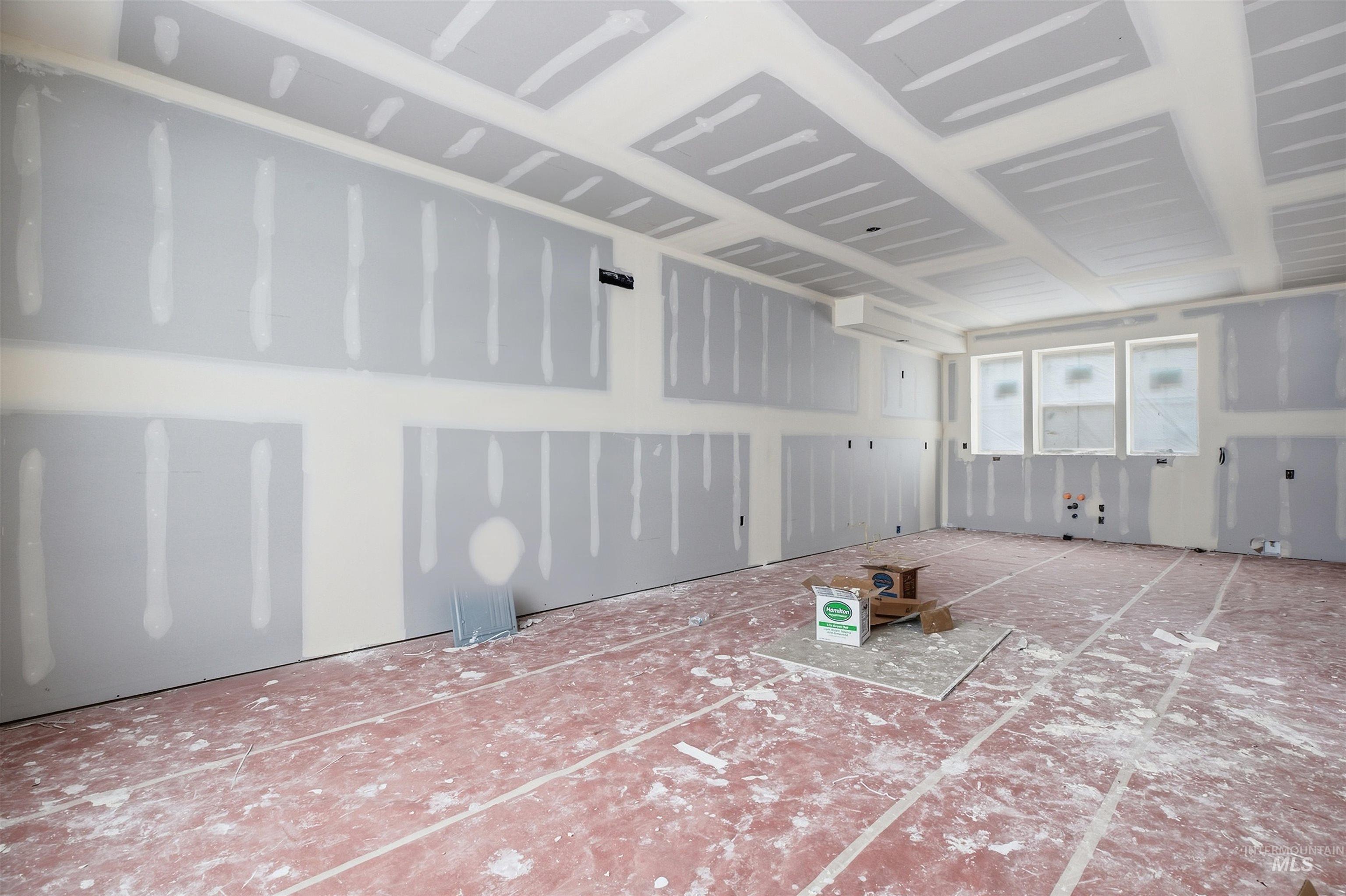 1155 Edington Ave Property Photo 4