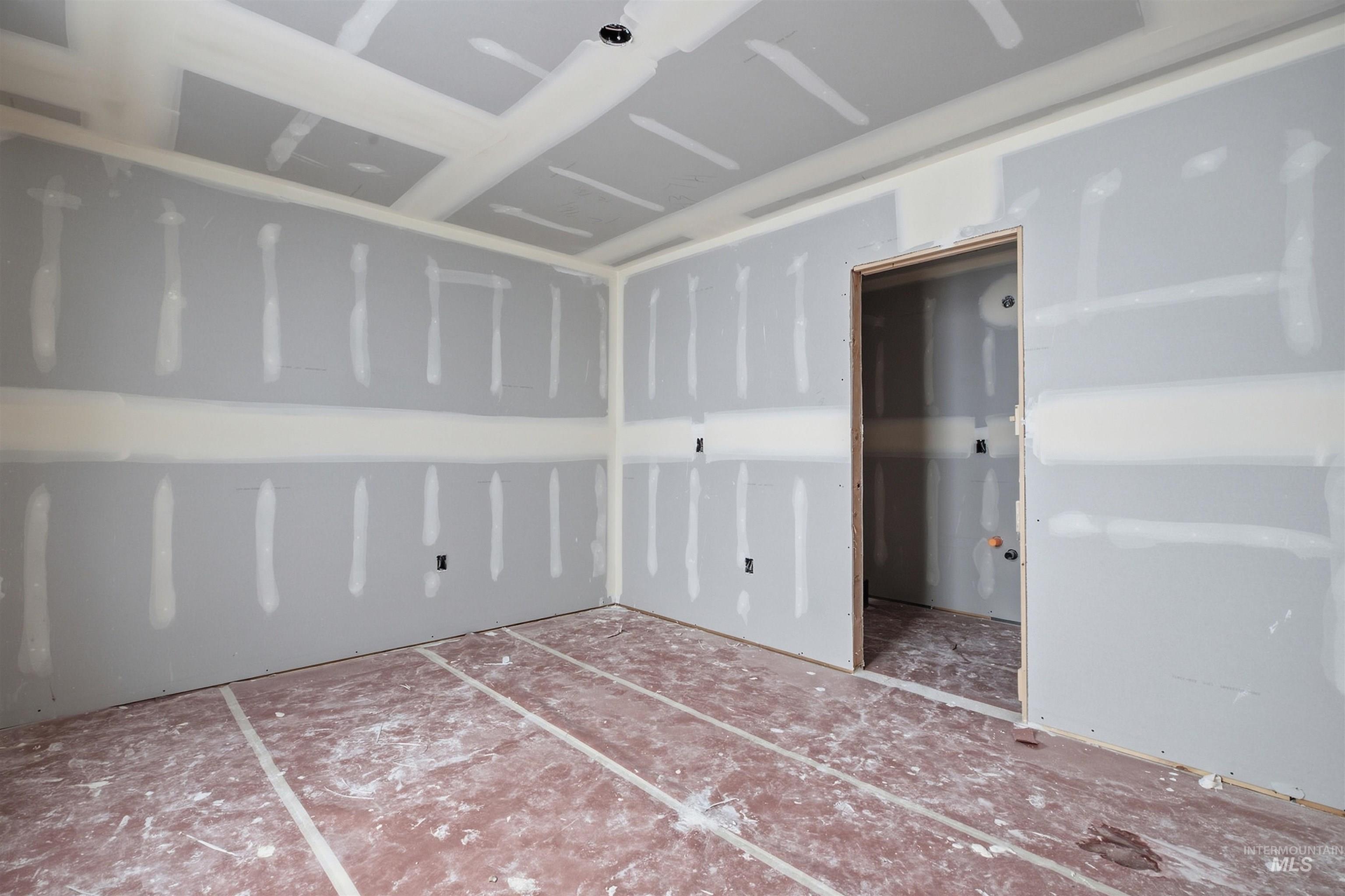 1155 Edington Ave Property Photo 10